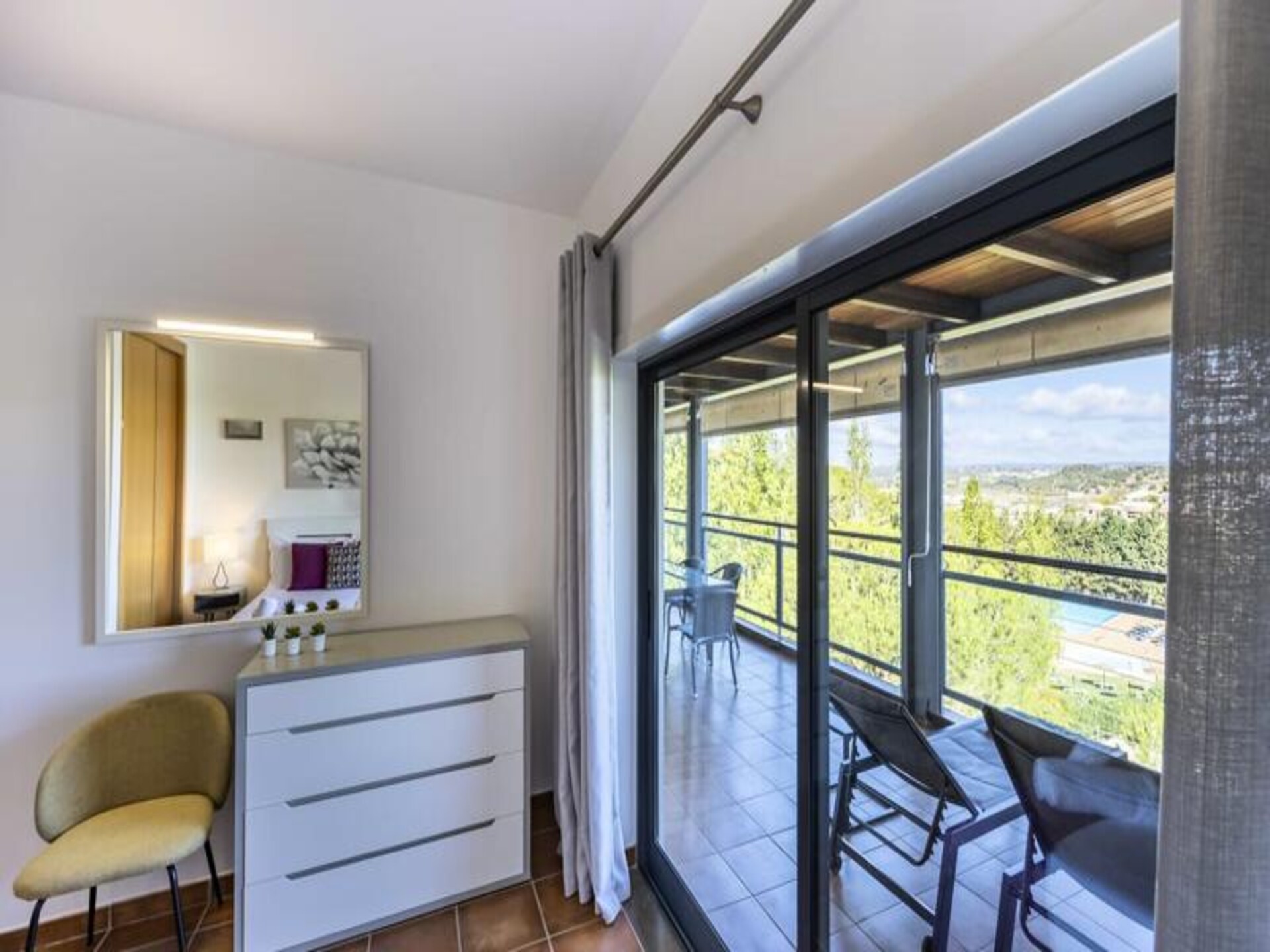 Licht appartement met terras nabij Meia Praia in Lagos - foto 10