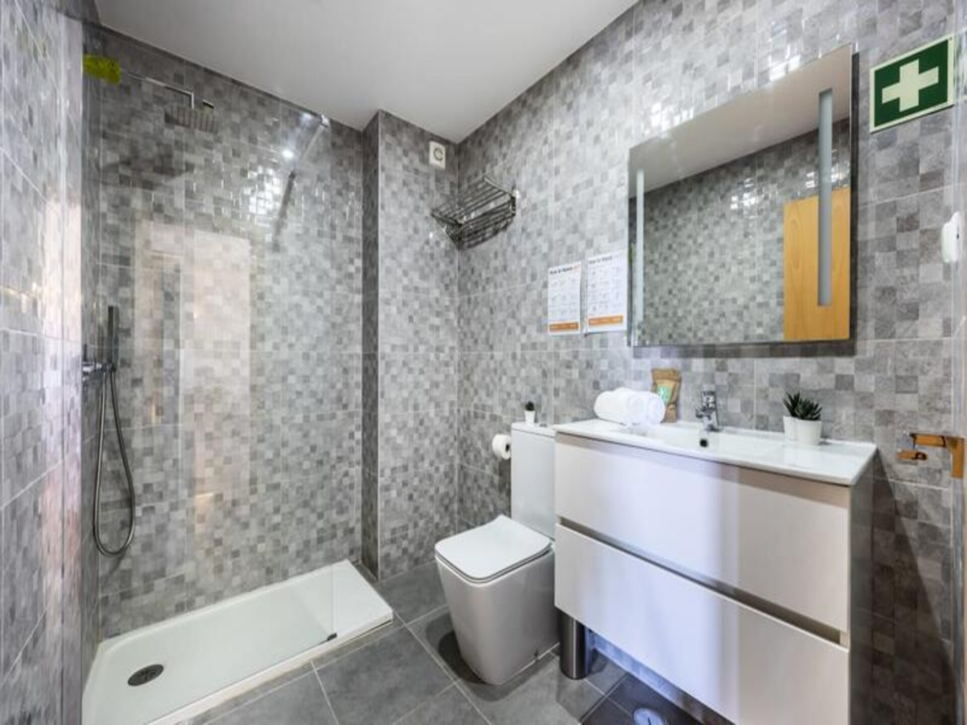 Licht appartement met terras nabij Meia Praia in Lagos - foto 12