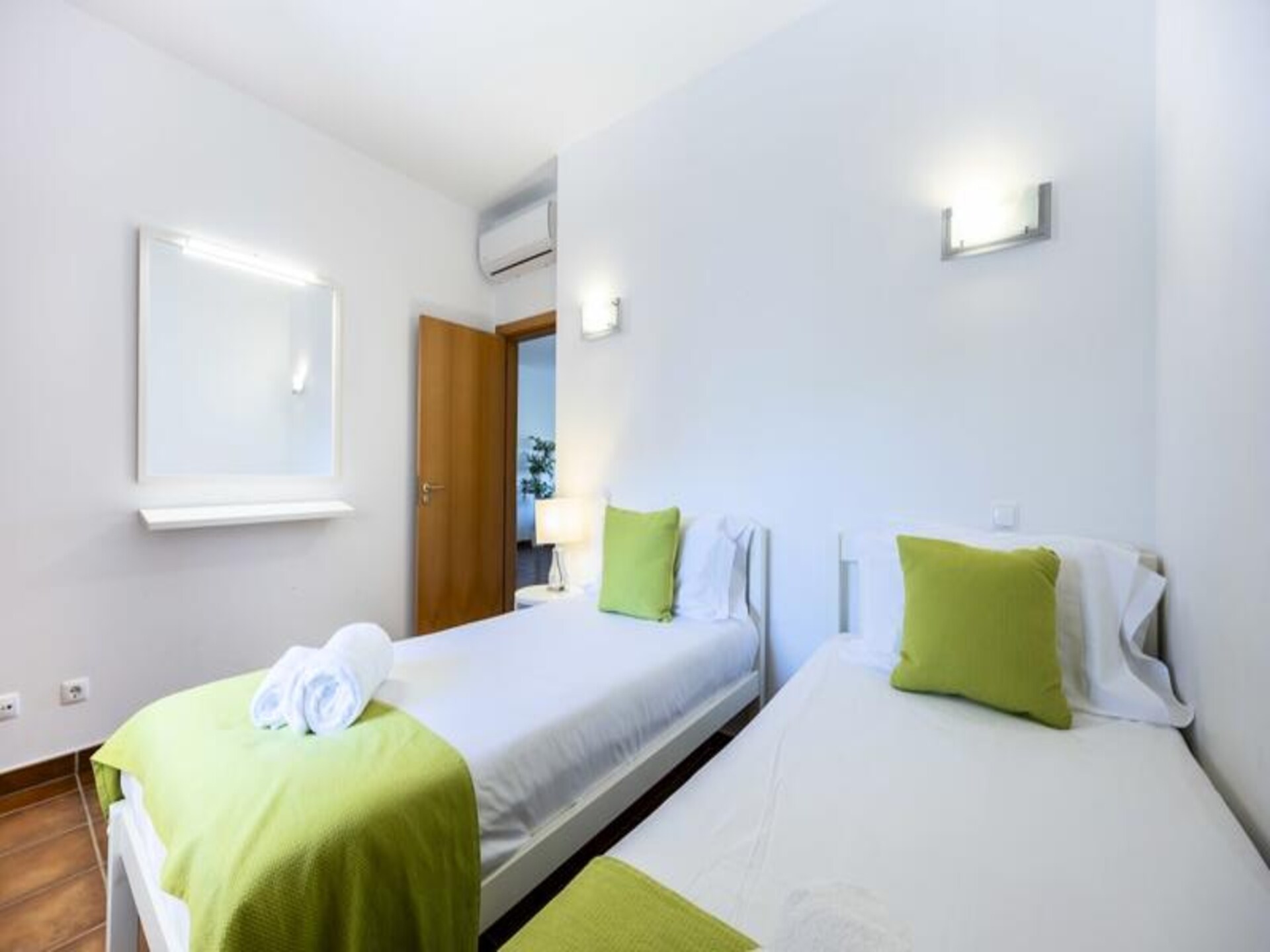 Licht appartement met terras nabij Meia Praia in Lagos - foto 13