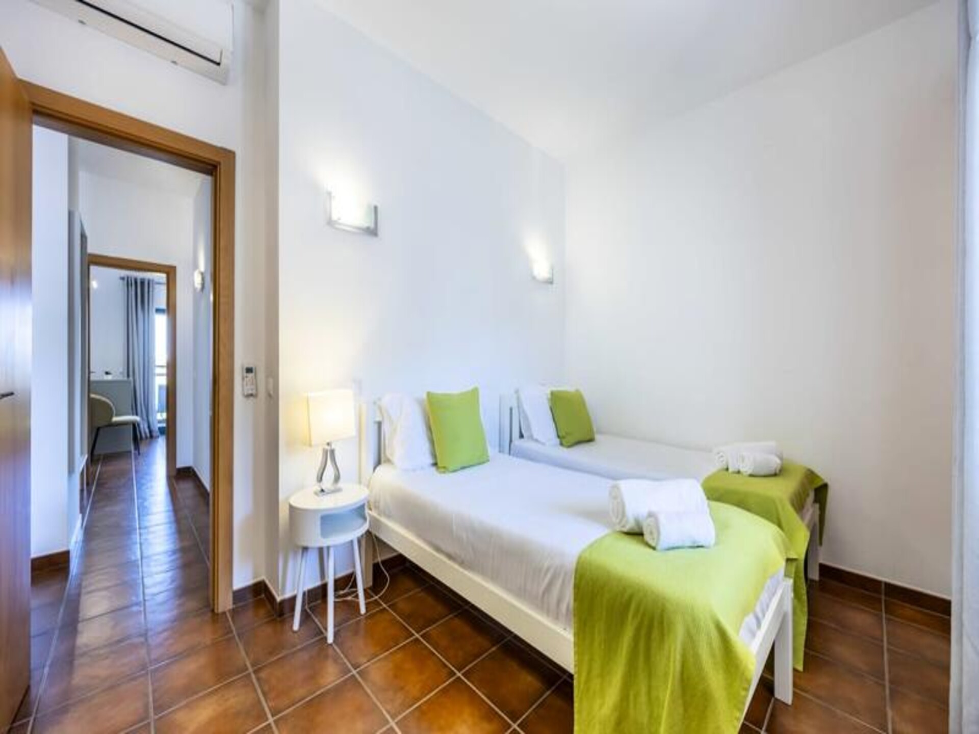 Licht appartement met terras nabij Meia Praia in Lagos - foto 15