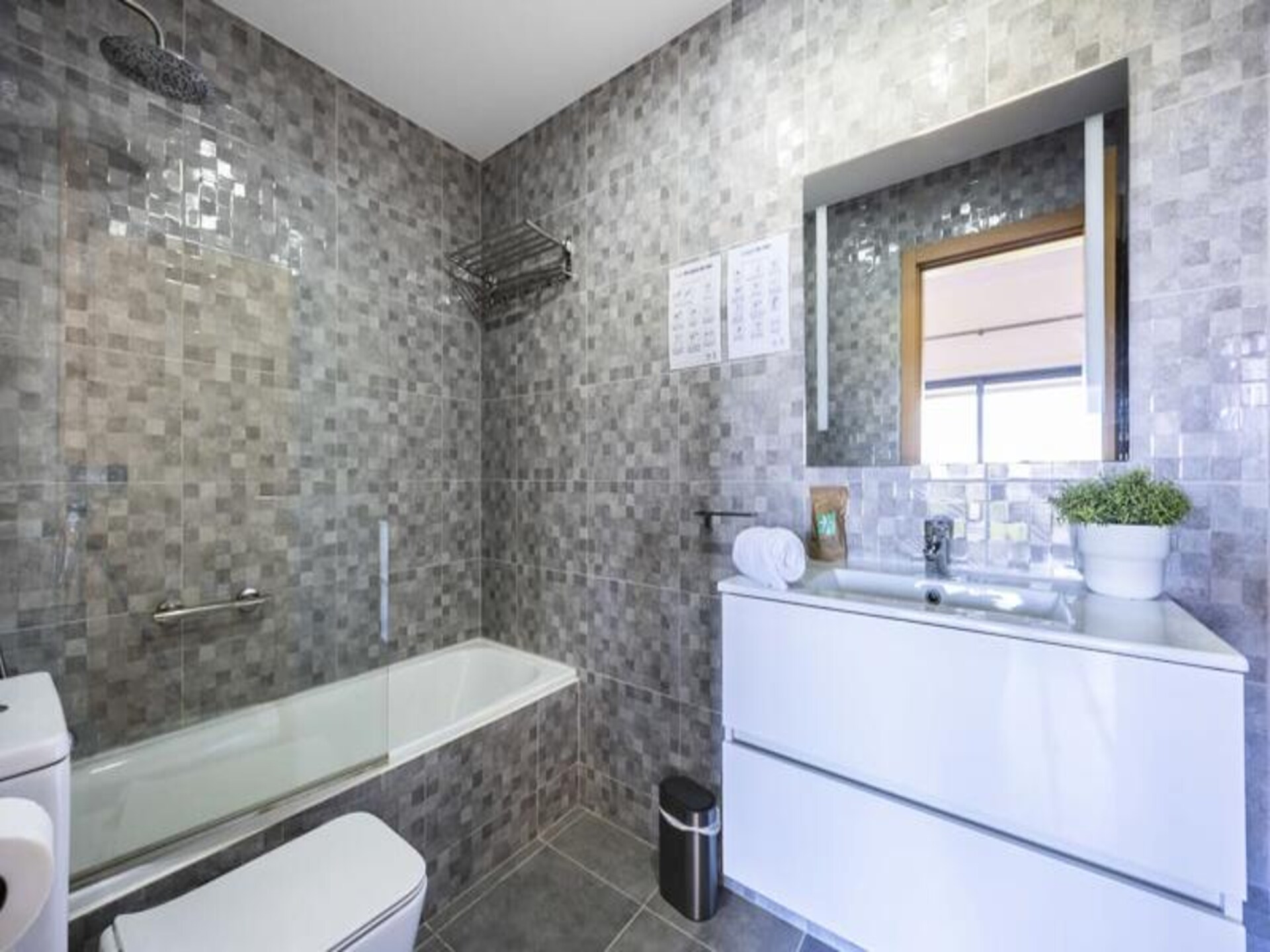 Licht appartement met terras nabij Meia Praia in Lagos - foto 16