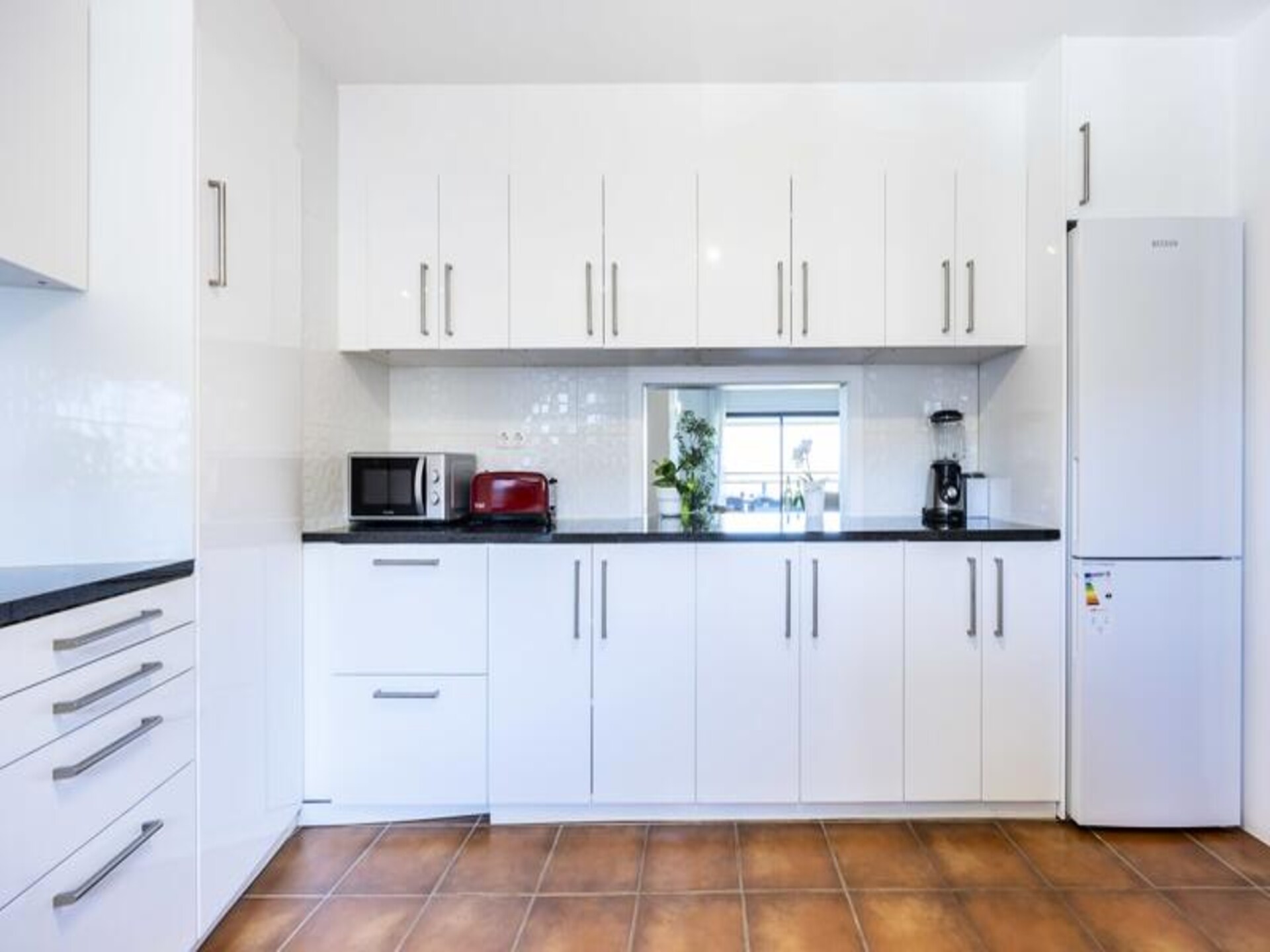 Licht appartement met terras nabij Meia Praia in Lagos - foto 22
