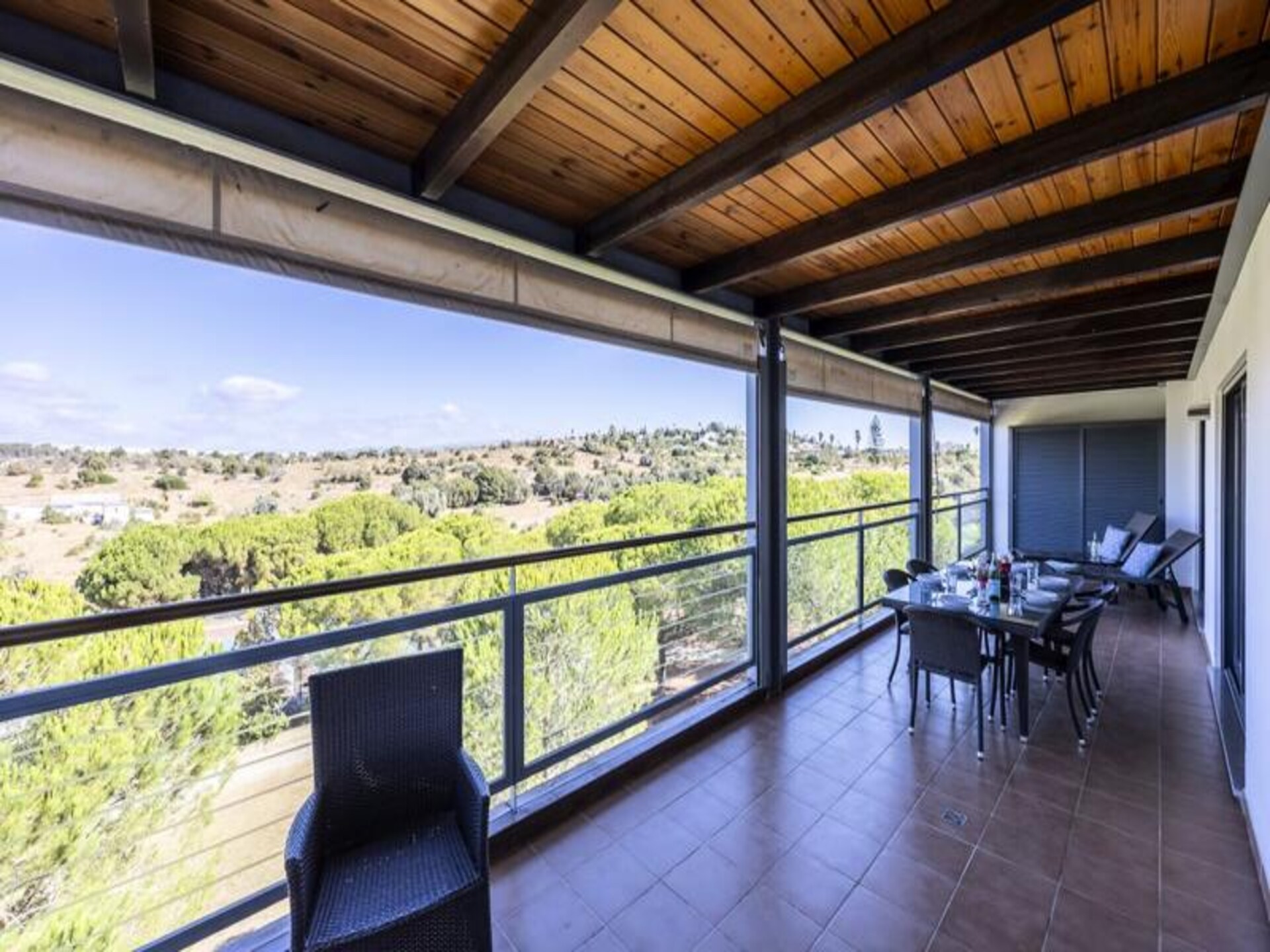 Licht appartement met terras nabij Meia Praia in Lagos - foto 23