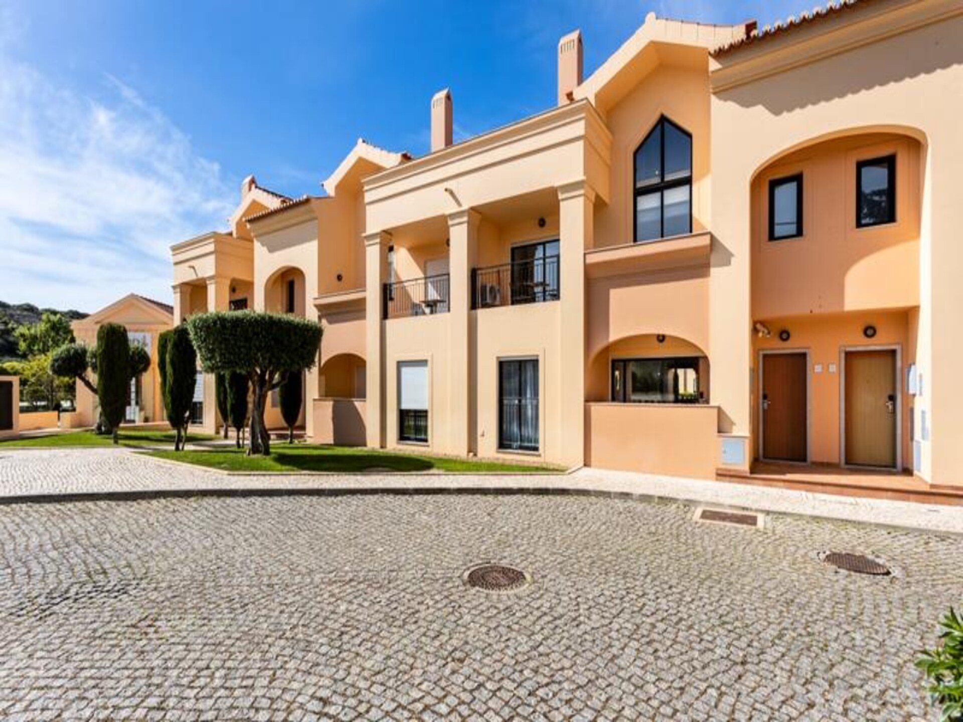 Poolview Loft in Baia da Luz: Modern duplex appartement op loopafstand van strand - foto 20