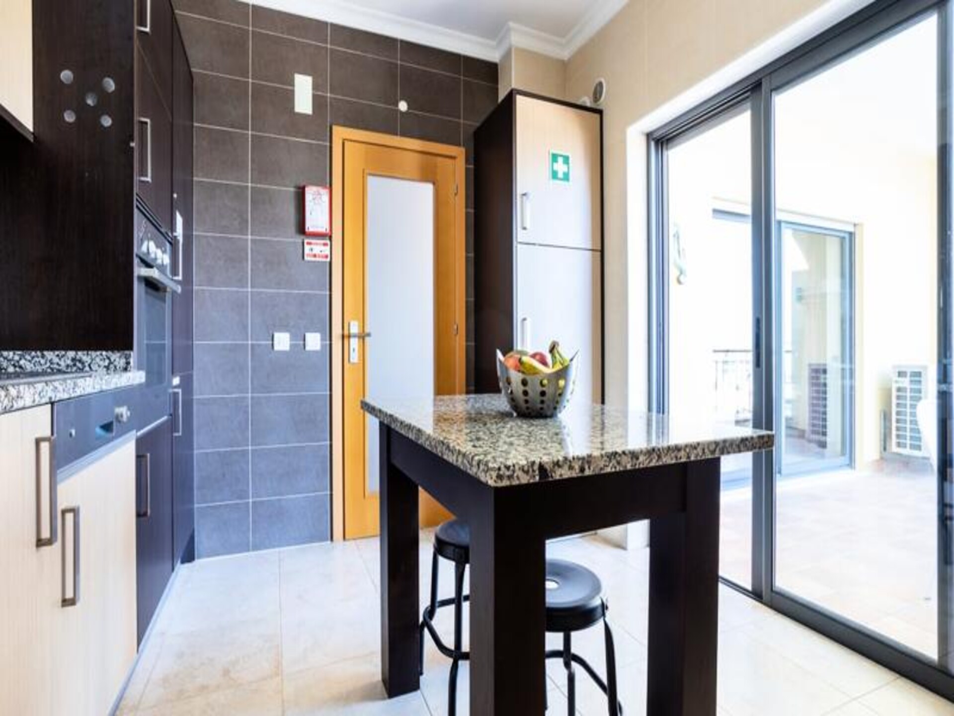 Licht appartement in Lagos met zwembad, fitness en uitzicht op Monchique - foto 12