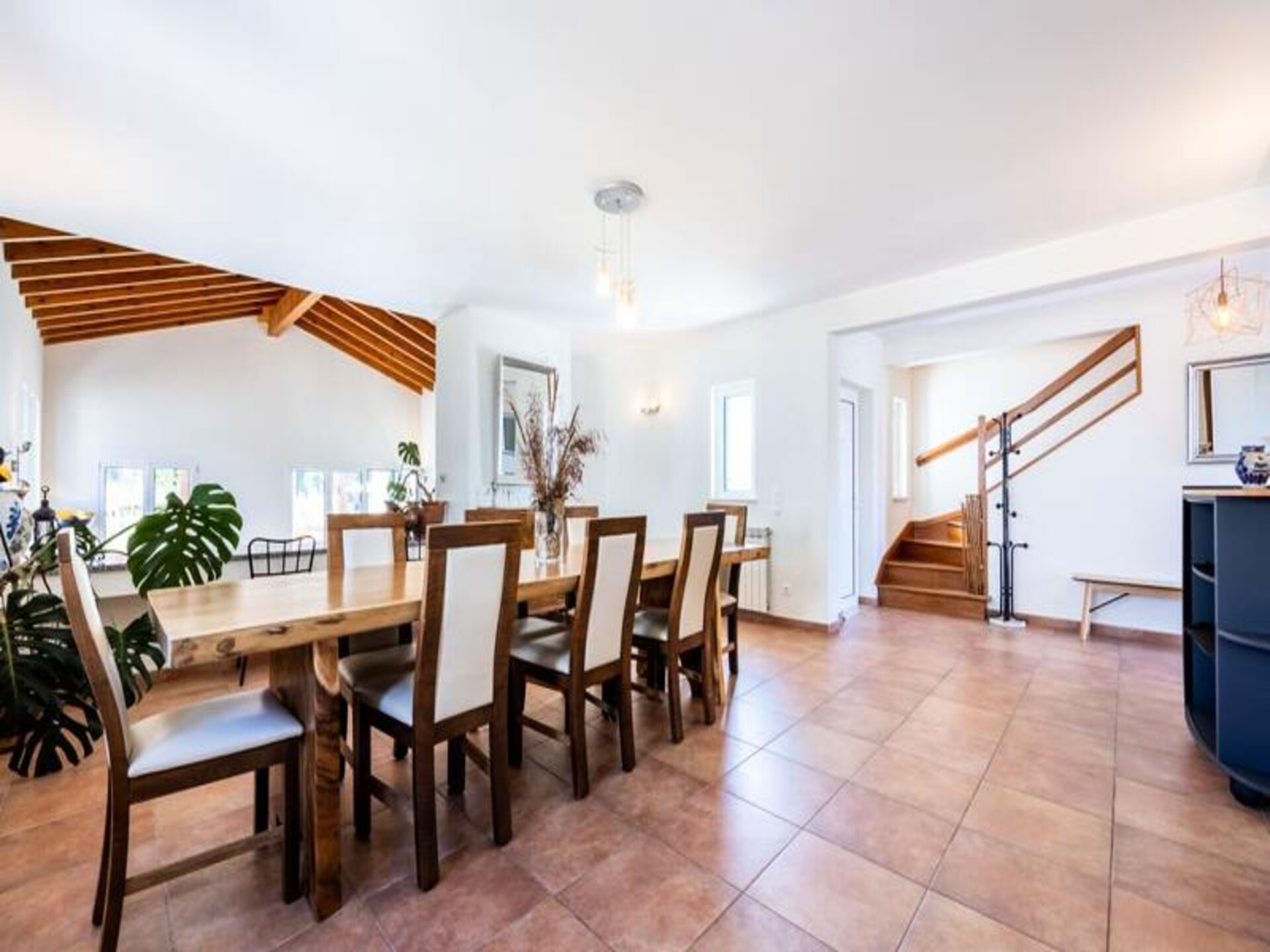 Casa May: Ruim appartement voor 10 in Aljezur met tuin, vlakbij strand - foto 4