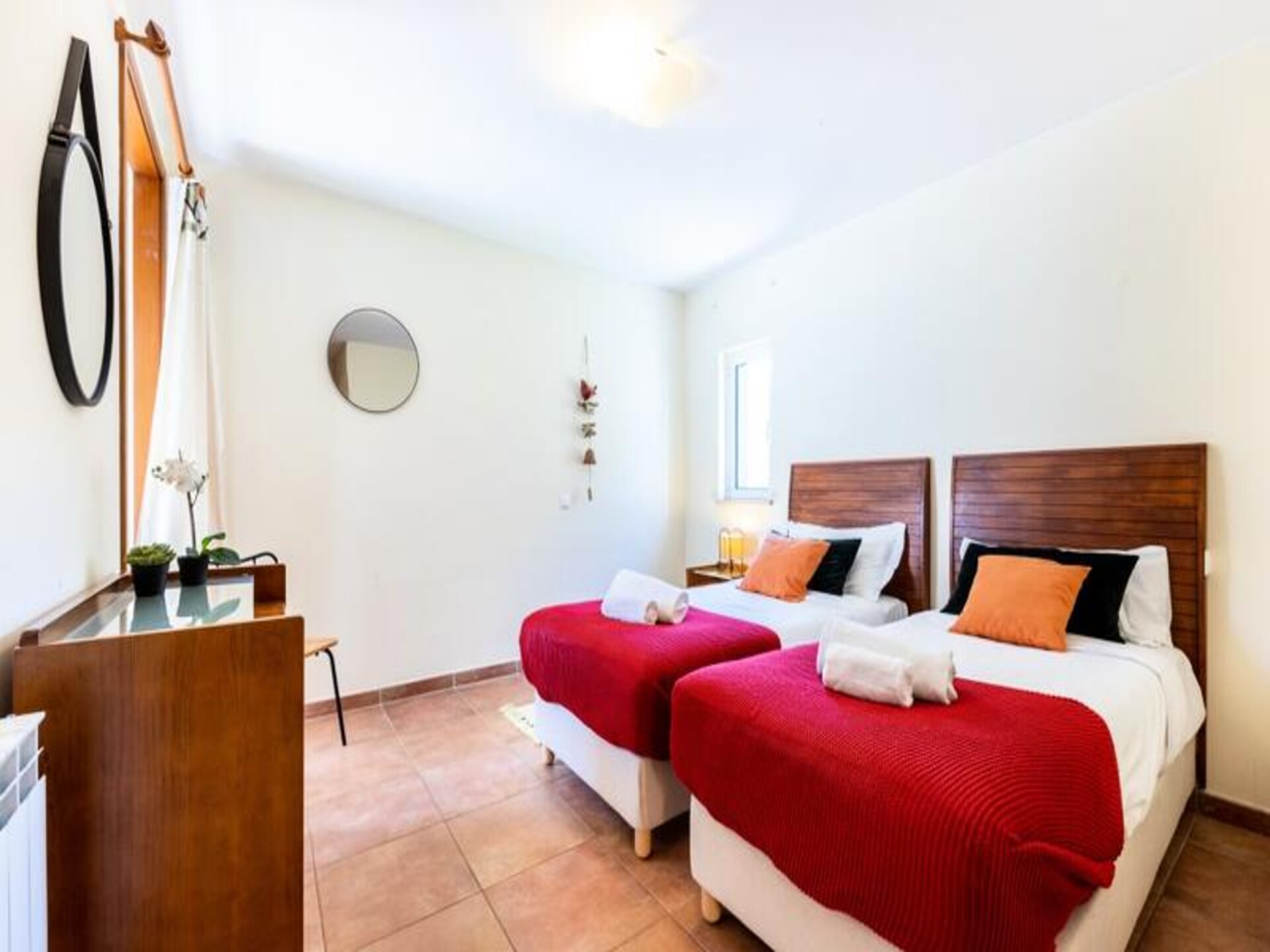 Casa May: Ruim appartement voor 10 in Aljezur met tuin, vlakbij strand - foto 7