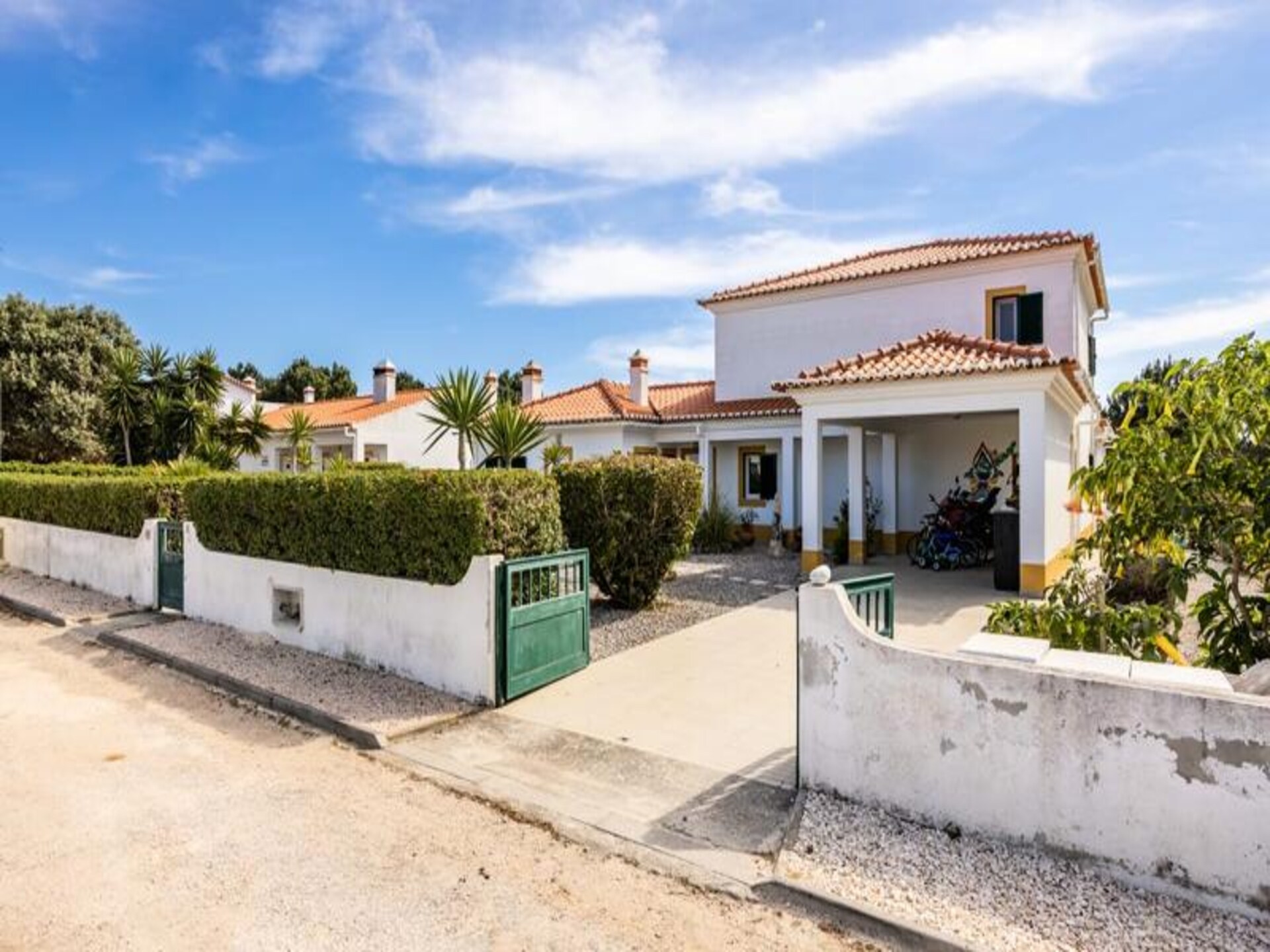 Casa May: Ruim appartement voor 10 in Aljezur met tuin, vlakbij strand - foto 52