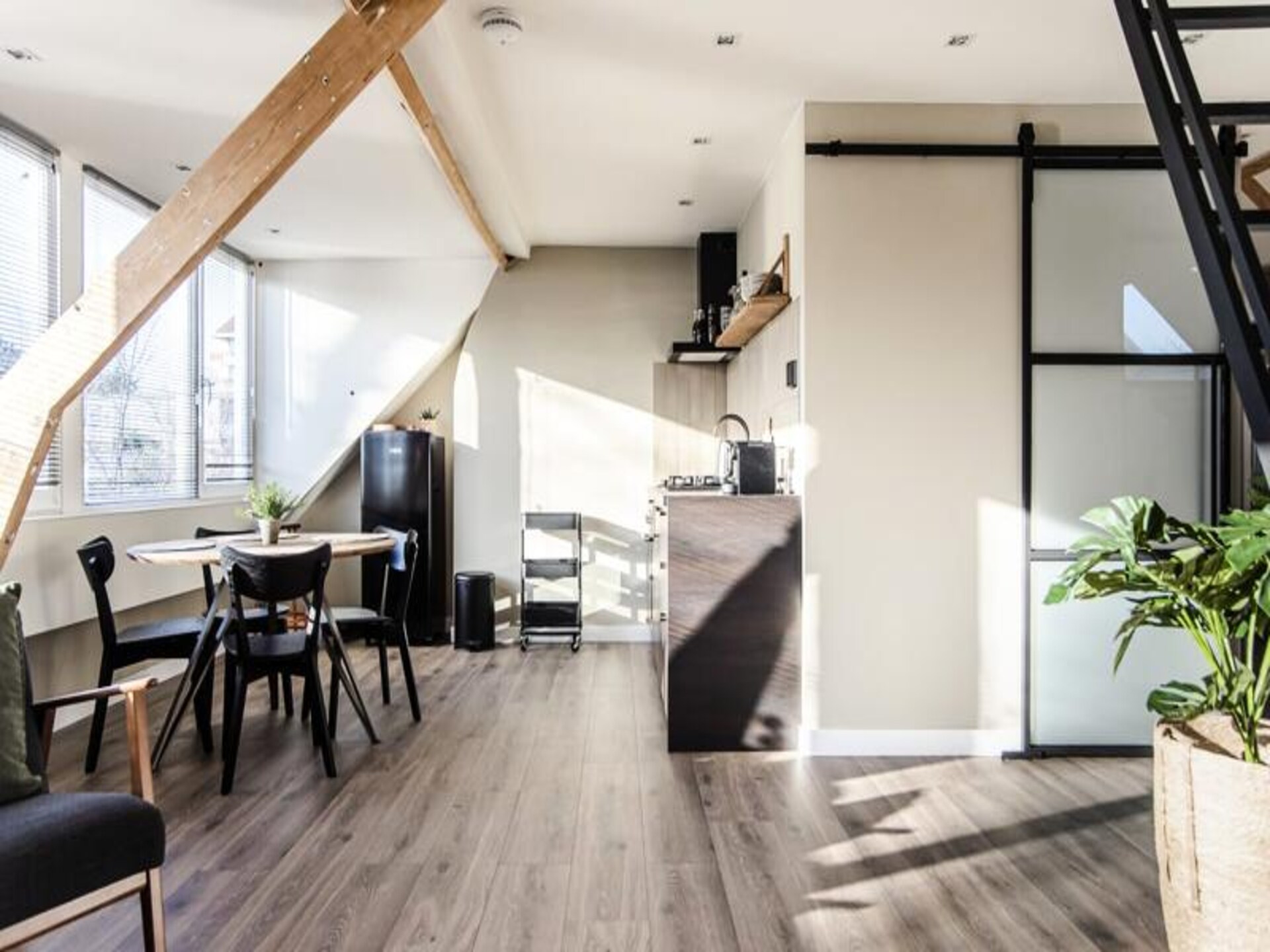Luxe loft in hartje Zandvoort, 10 min van strand en zee - foto 22