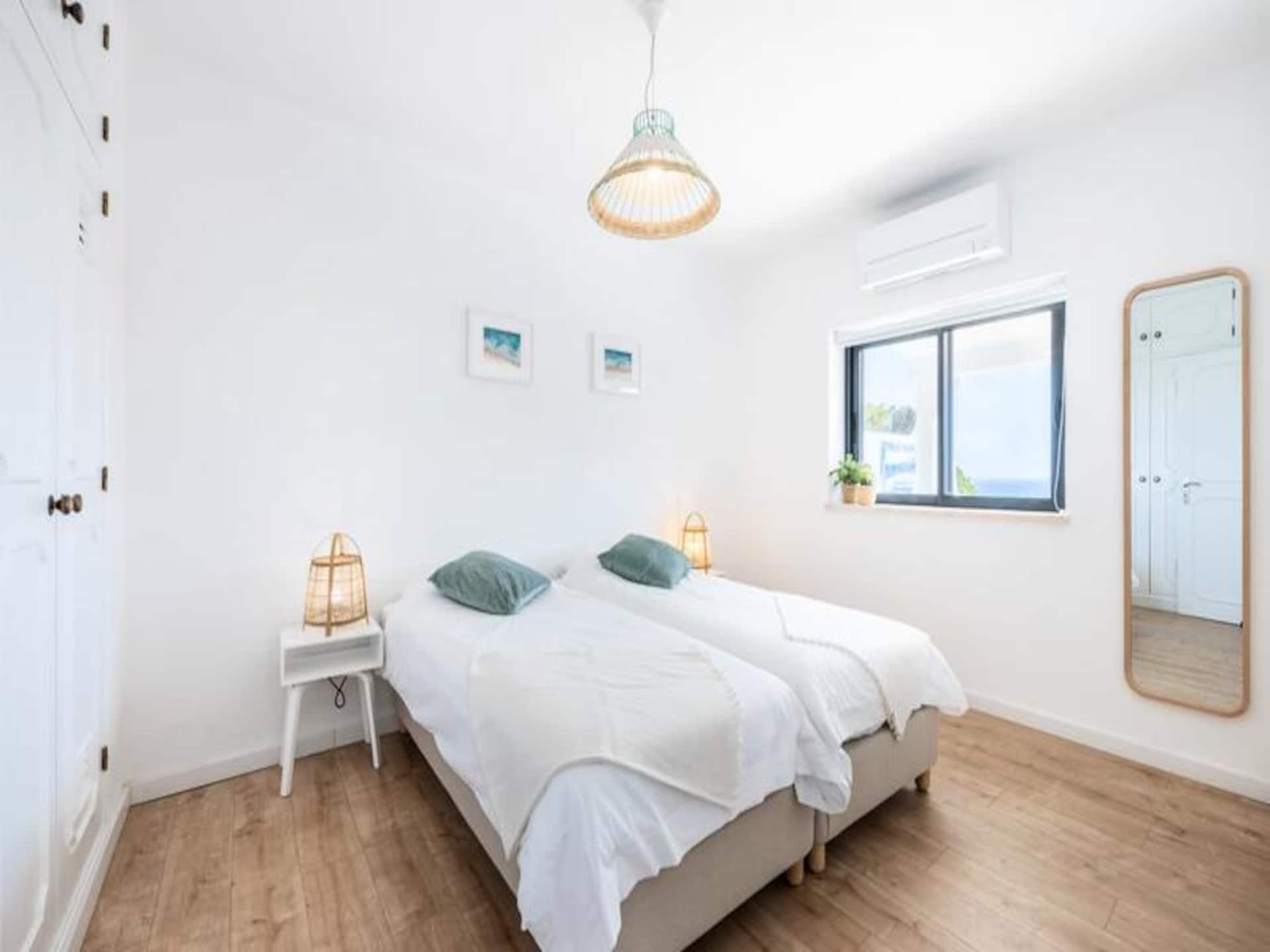 Appartement met zeezicht en terras nabij Burgau - foto 5