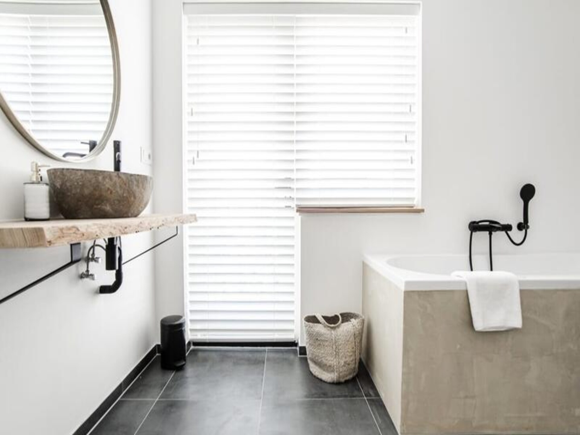 Marley's Beachhouse: Luxe gastenkamer met balkon, 250m van het strand - foto 15