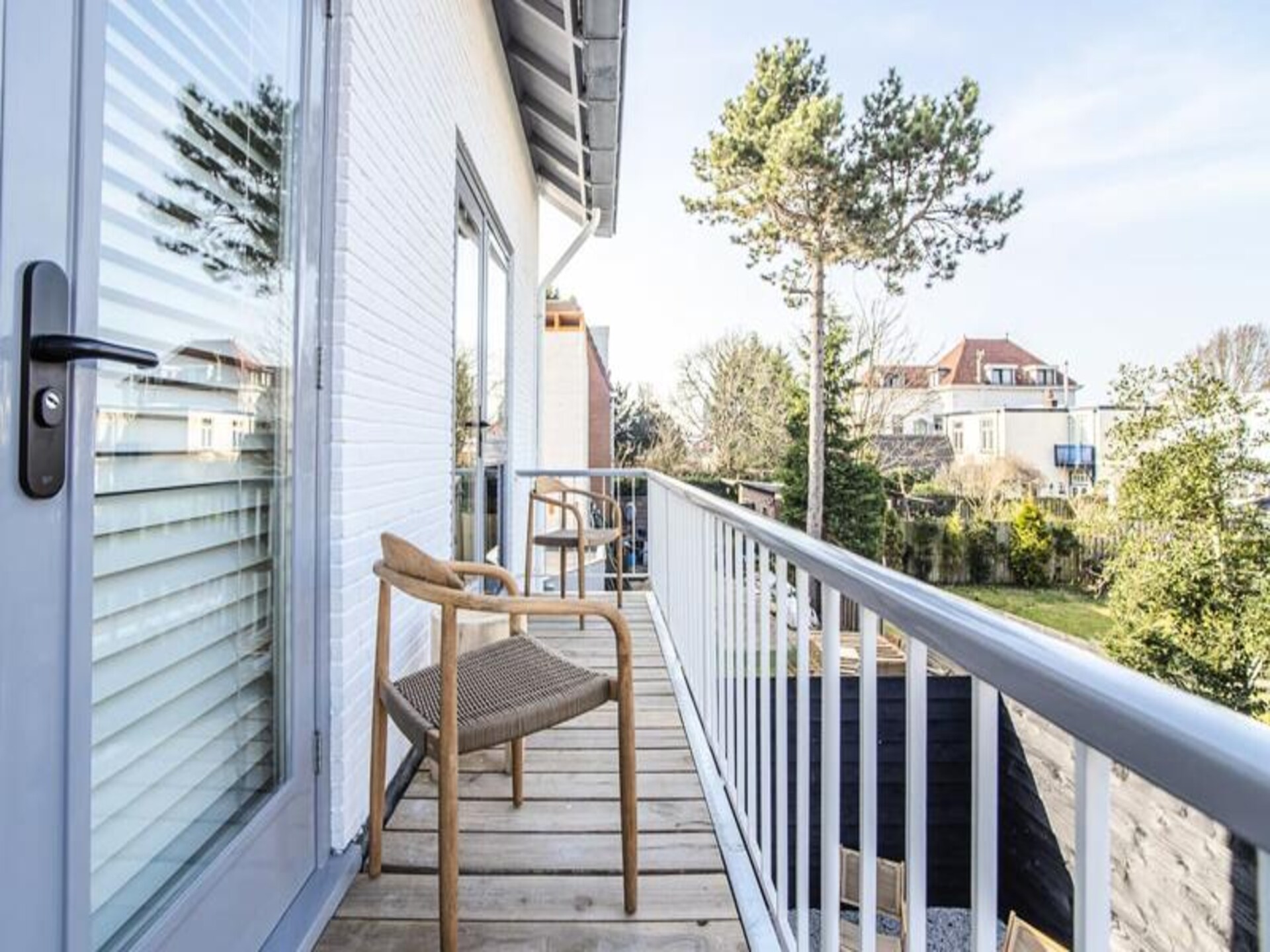Marley's Beachhouse: Luxe gastenkamer met balkon, 250m van het strand - foto 19