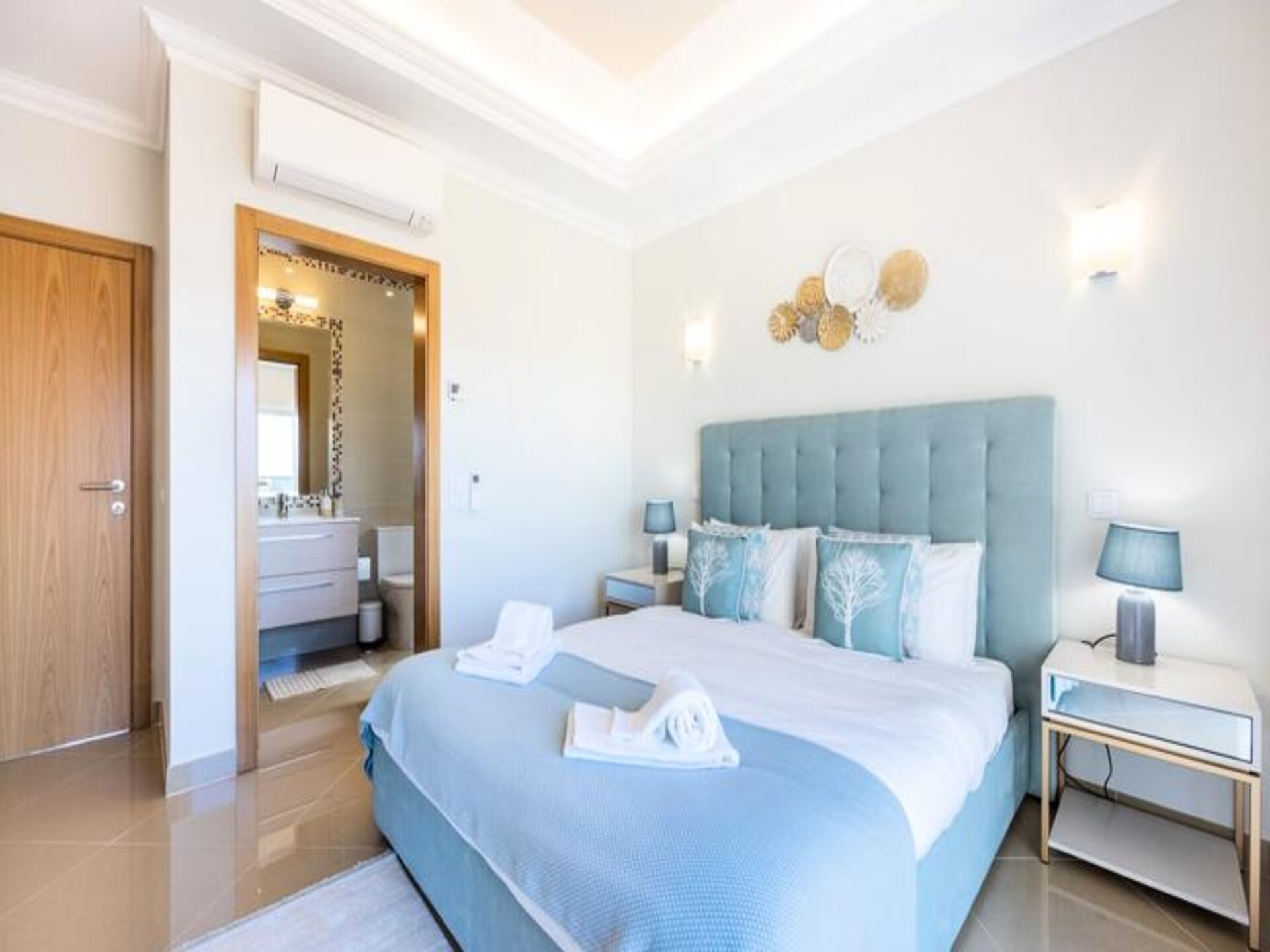 Casa Malhotra: Luxe appartement met golfbaanuitzicht in Boa Vista Resort, Lagos - foto 12