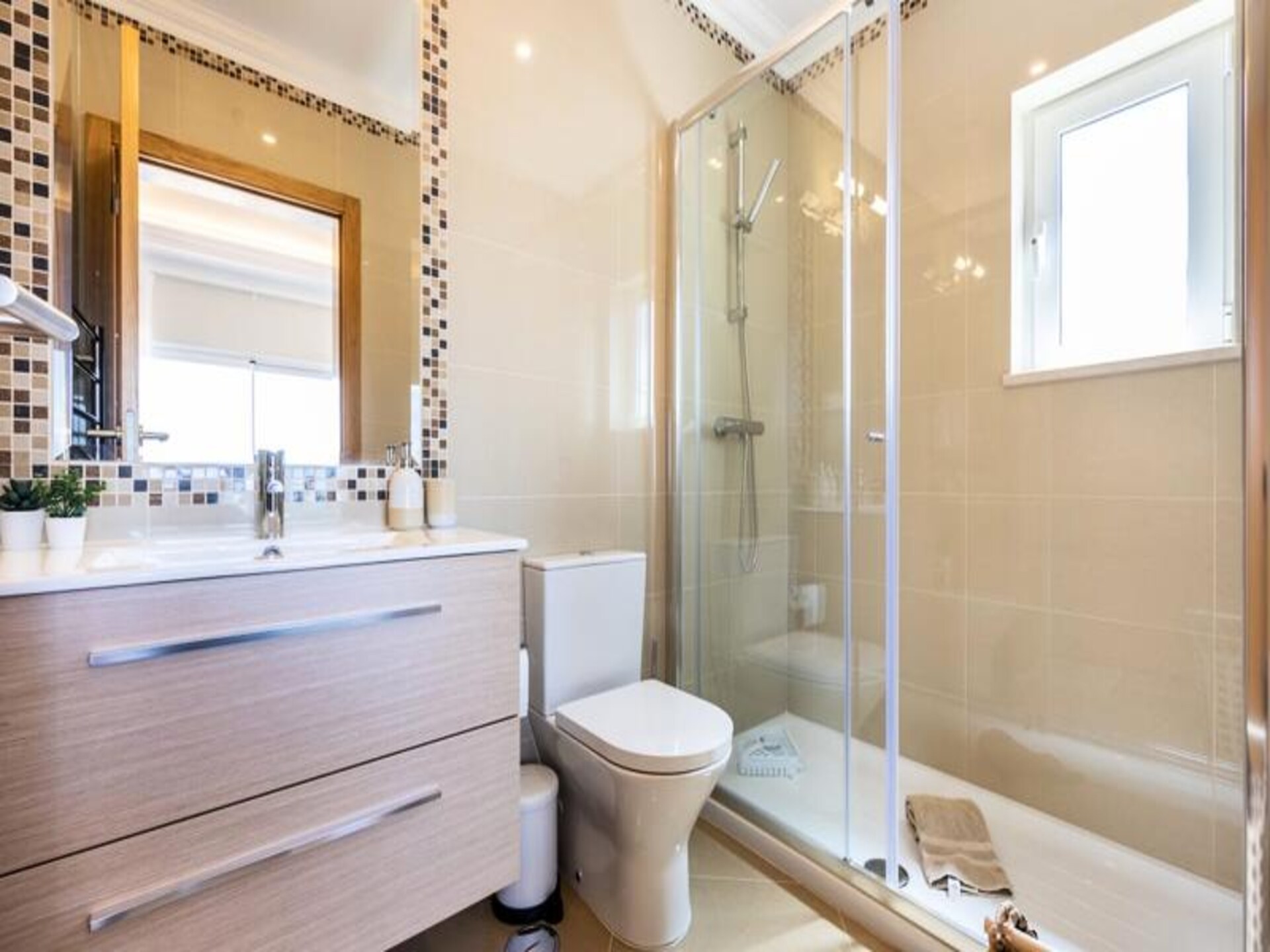Casa Malhotra: Luxe appartement met golfbaanuitzicht in Boa Vista Resort, Lagos - foto 14