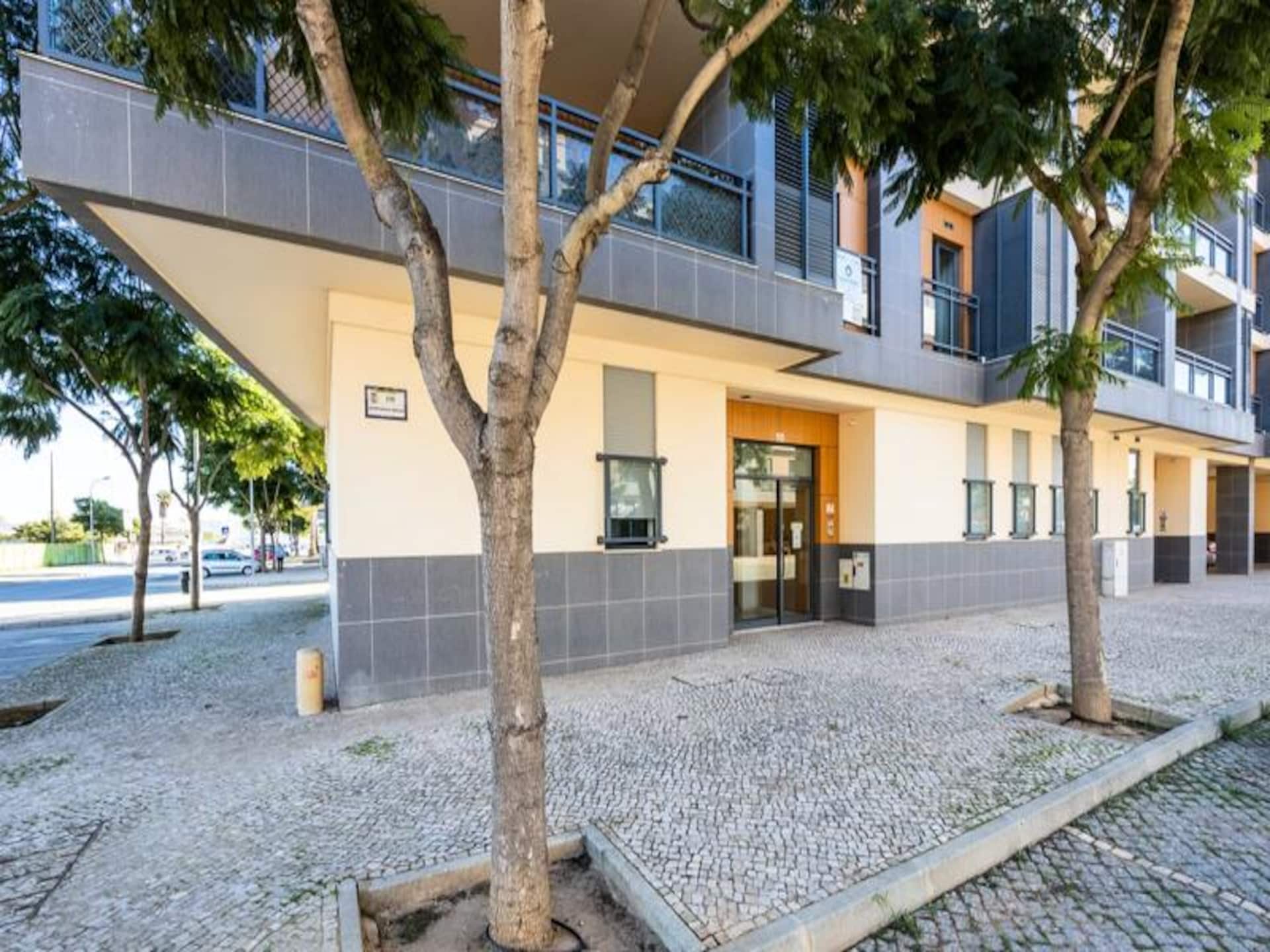 Licht appartement met zeezicht en dakterras in hartje Olhão - foto 25