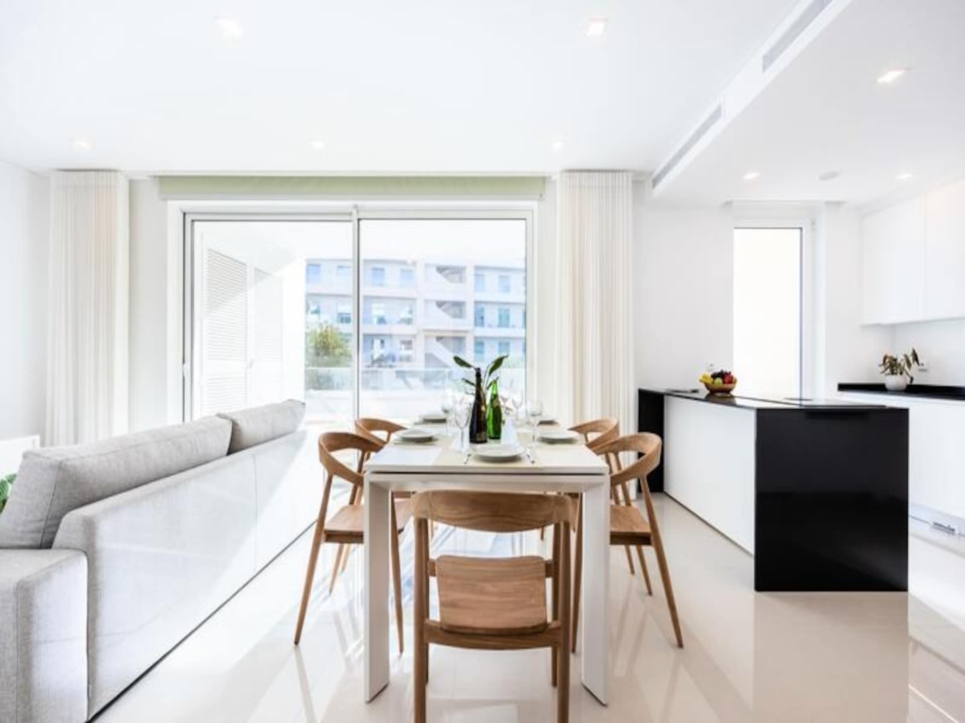 Luxe 3-slaapkamer appartement met zwembadzicht in Lagos, dichtbij strand en haven - foto 6