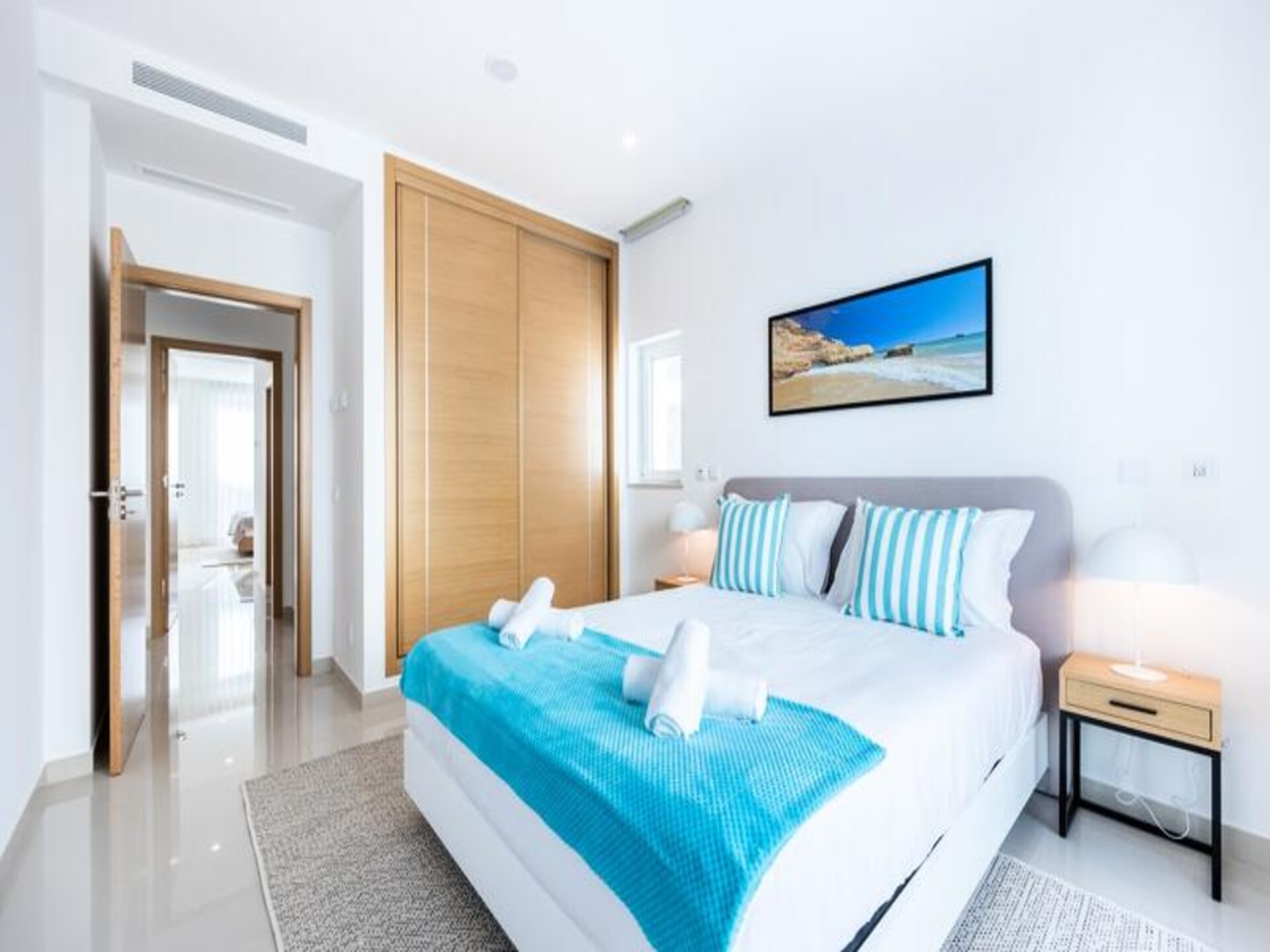 Luxe 3-slaapkamer appartement met zwembadzicht in Lagos, dichtbij strand en haven - foto 14