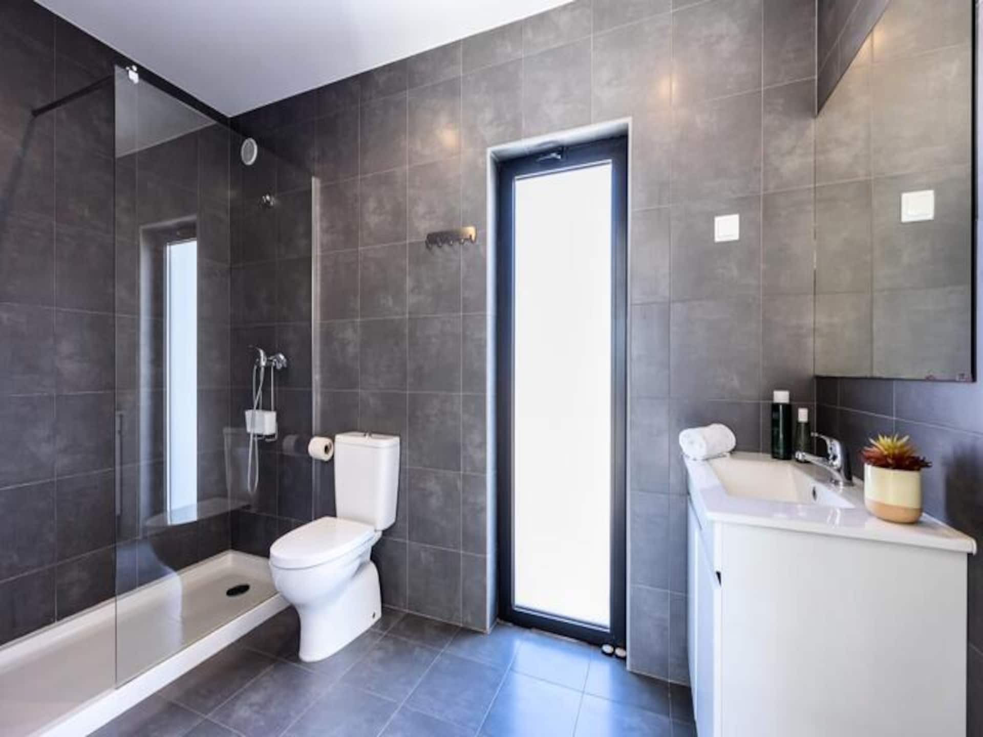Villa Drop In: Modern appartement met tuin en zwembad in Sagres - foto 7