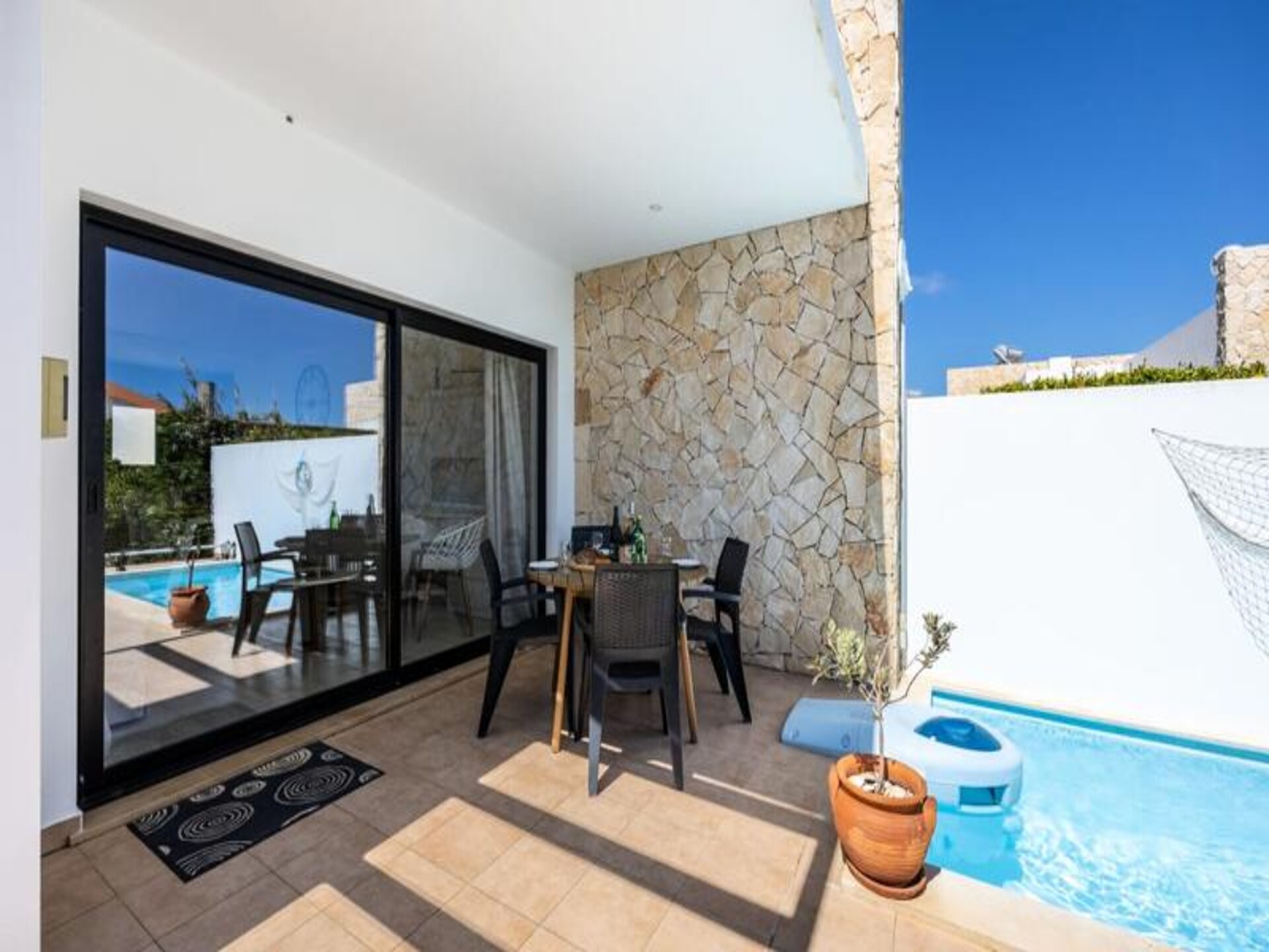Licht appartement met privétuin en zwembad aan de rand van Sagres - foto 25