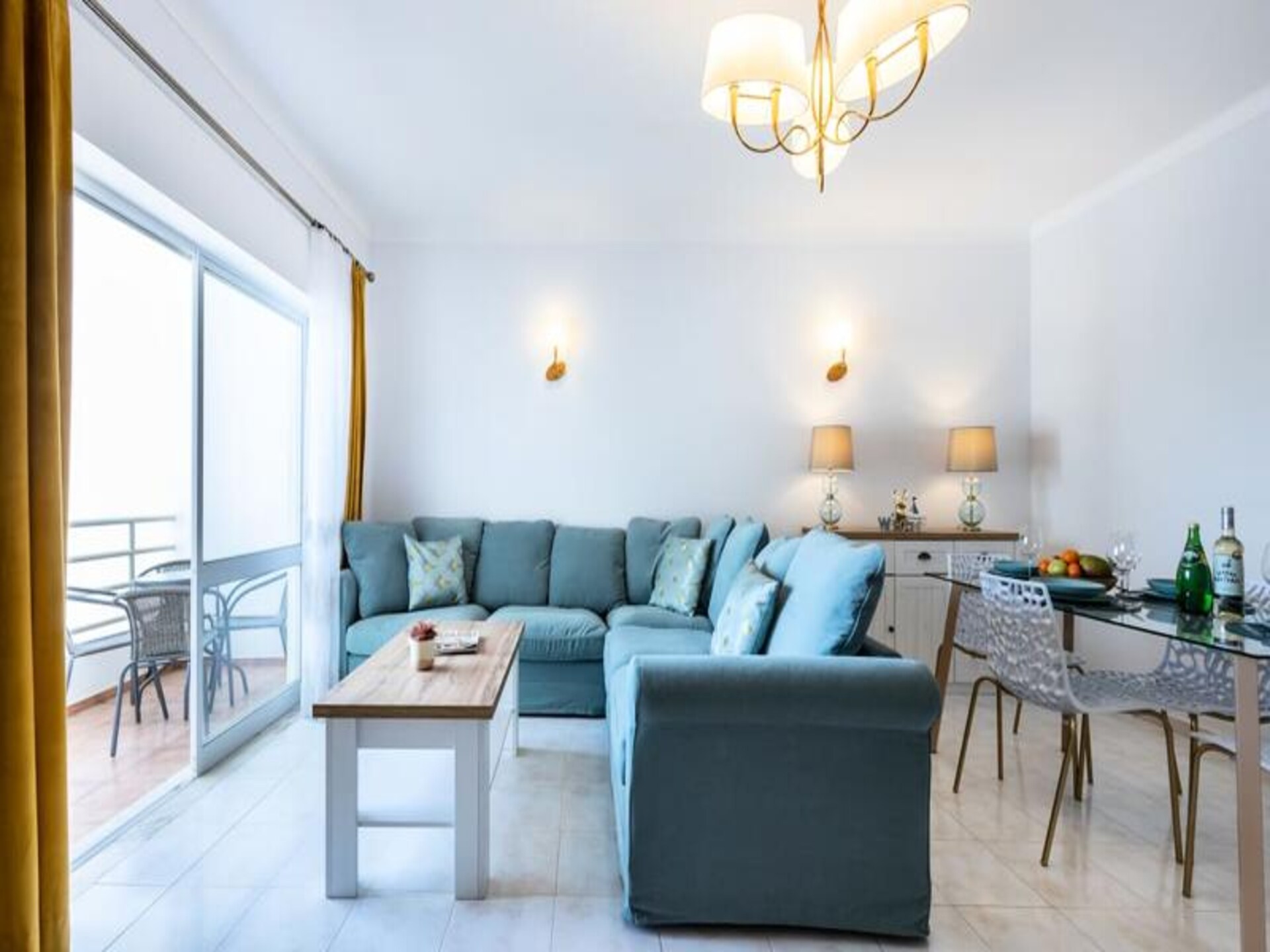 Stylish Seashore Apartment: Modern verblijf in hartje Lagos - foto 12