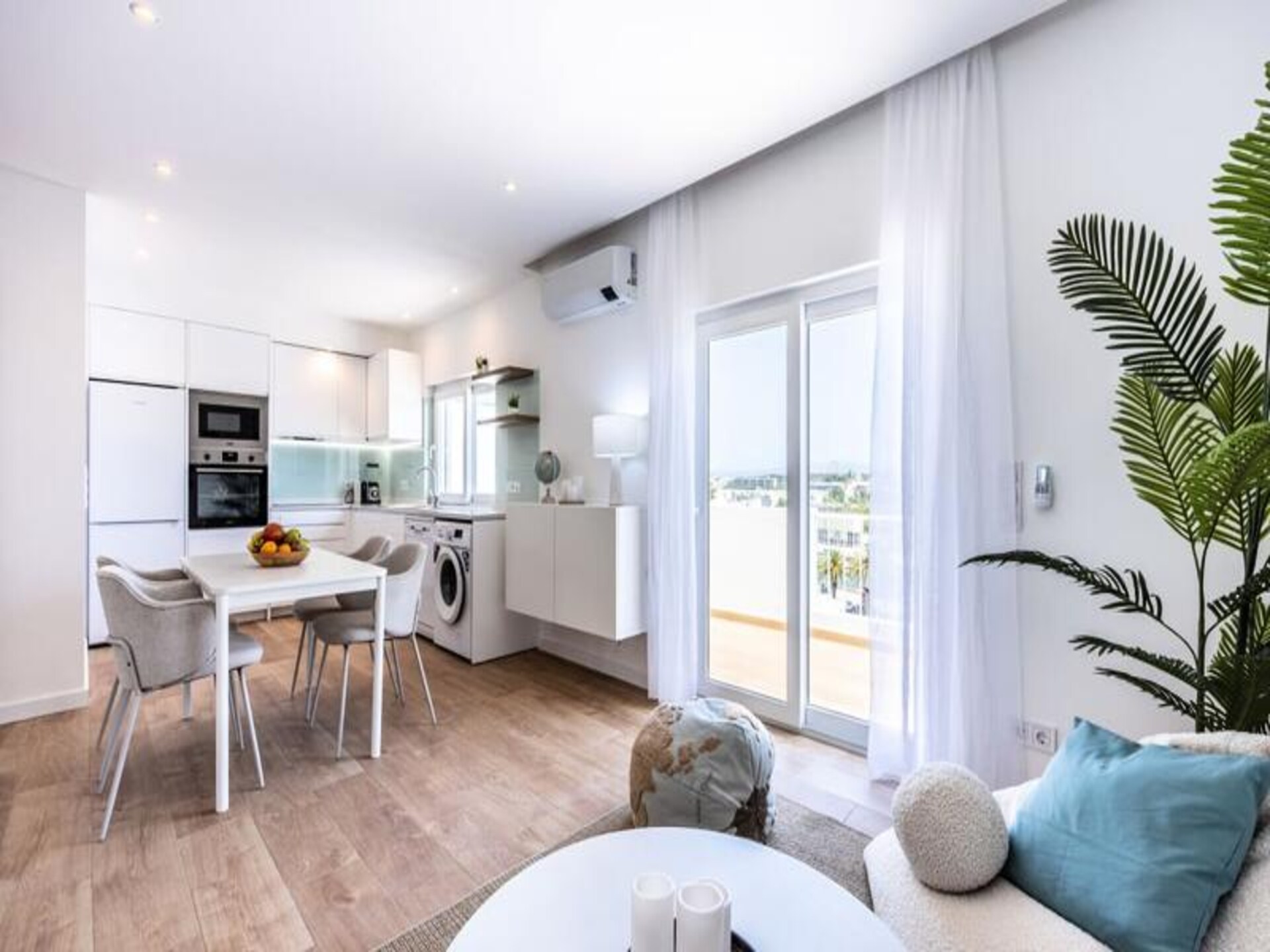 Modern appartement in Lagos centrum met zeezicht op Meia Praia - foto 3