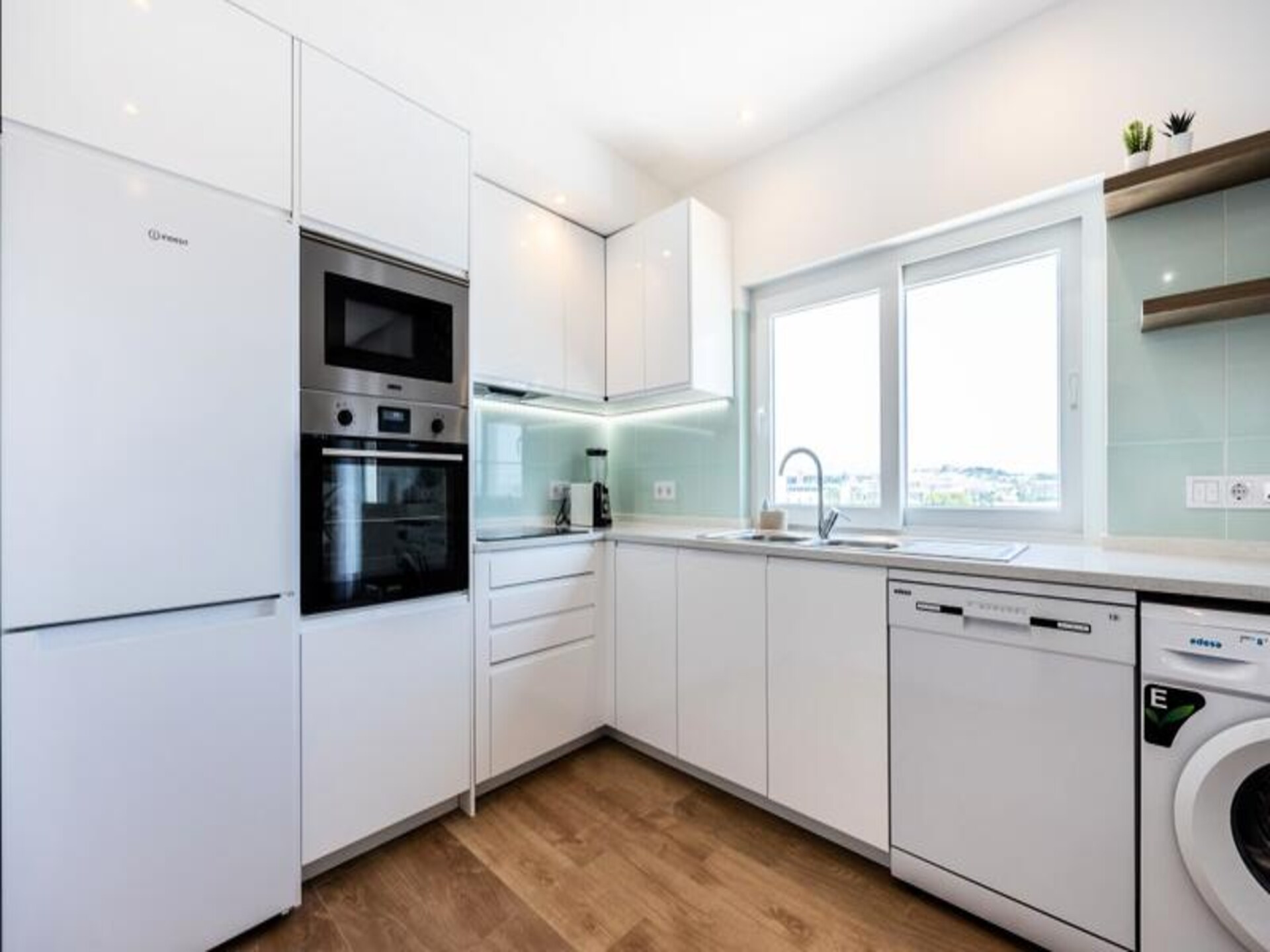 Modern appartement in Lagos centrum met zeezicht op Meia Praia - foto 7