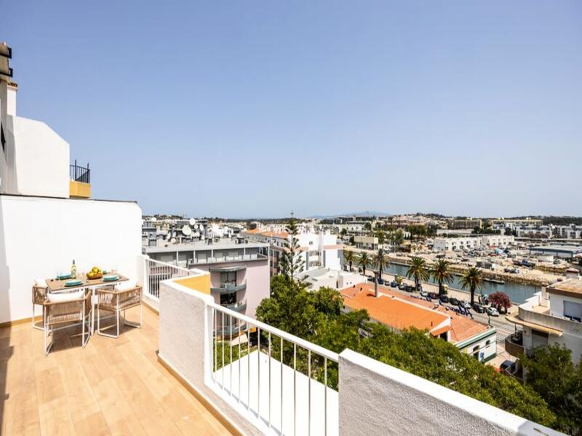 Modern appartement in Lagos centrum met zeezicht op Meia Praia - foto 18