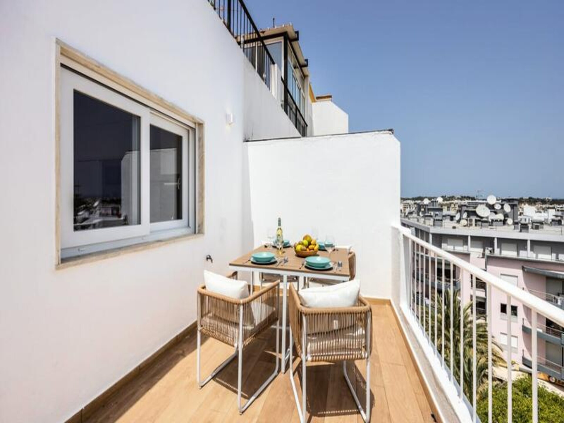 Modern appartement in Lagos centrum met zeezicht op Meia Praia - foto 19