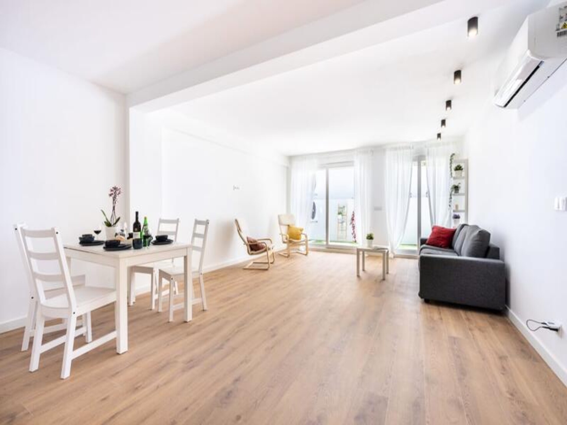 Modern appartement vlakbij Praia da Falésia met privéterras - foto 1