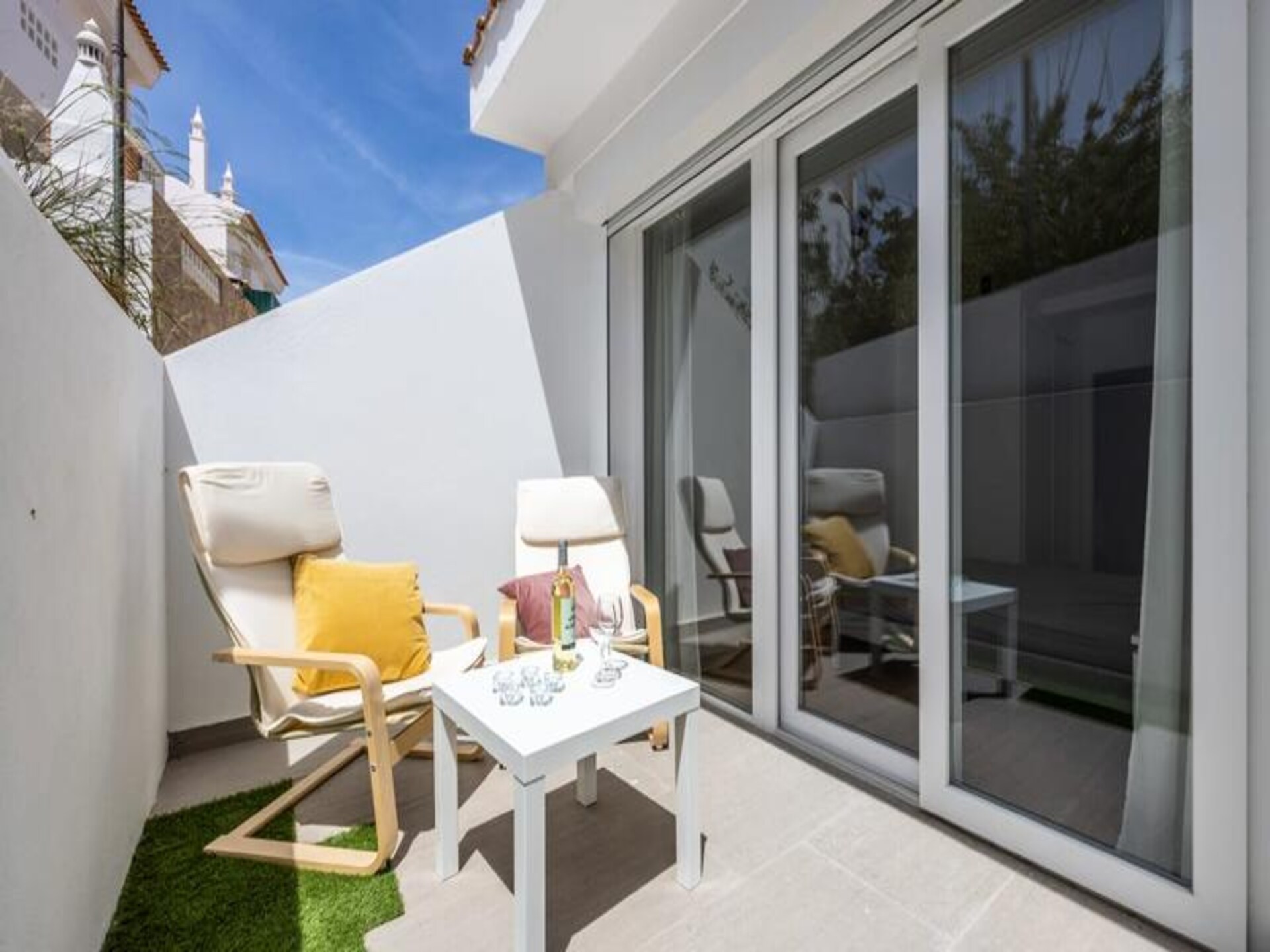 Modern appartement vlakbij Praia da Falésia met privéterras - foto 9