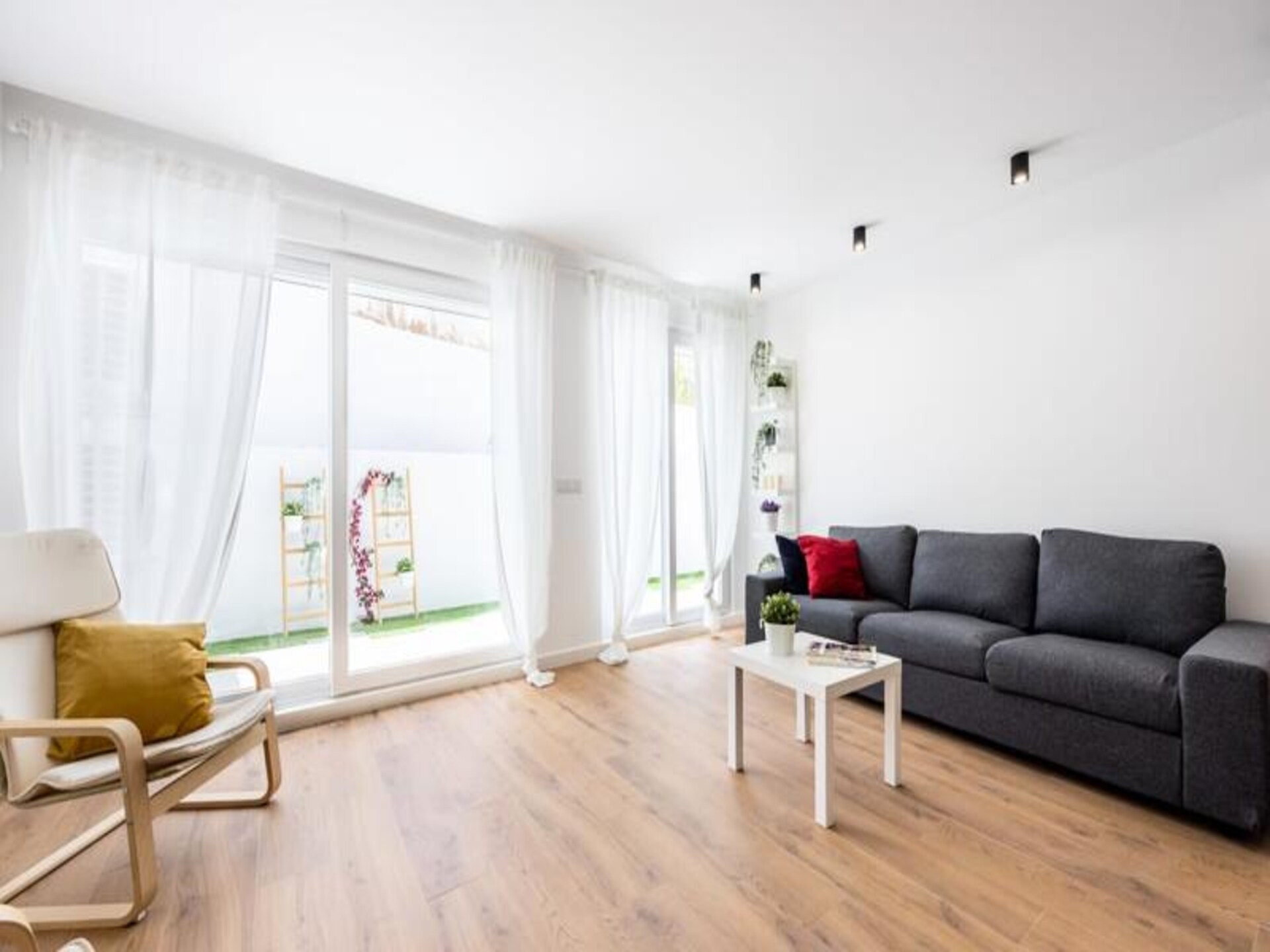 Modern appartement vlakbij Praia da Falésia met privéterras - foto 11