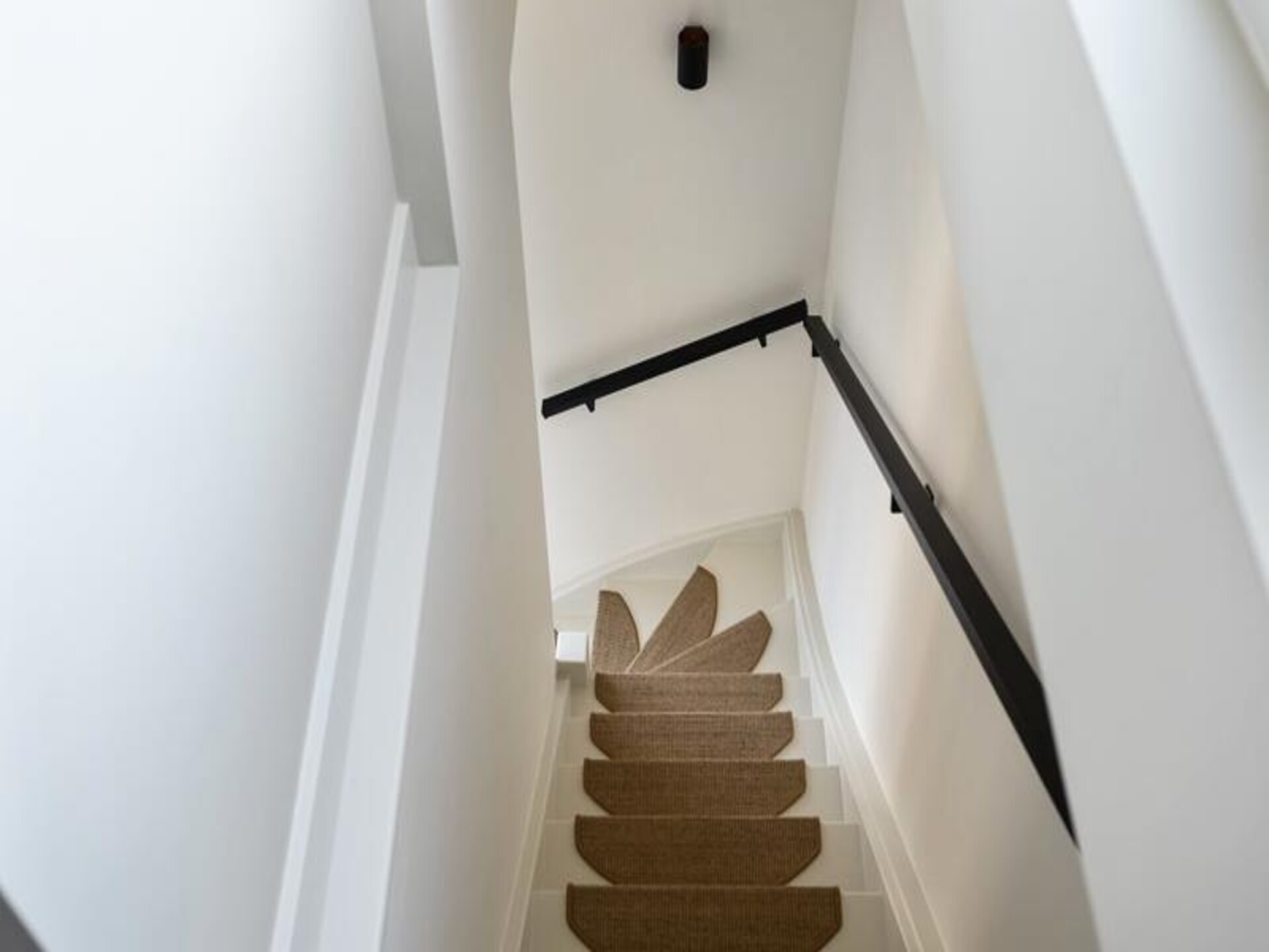 The Modern Burrow: stijlvol vierlaags appartement in hartje Zandvoort - foto 10