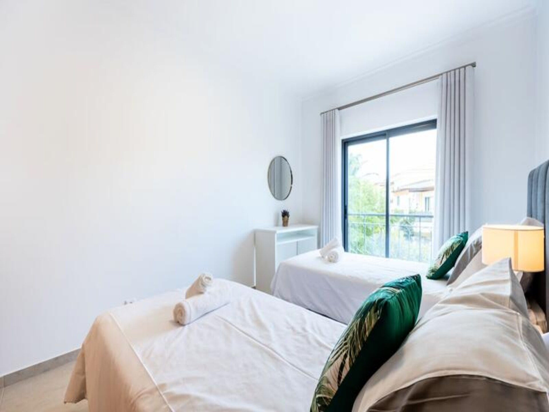 Licht appartement met zwembadzicht op loopafstand van Porto de Mos strand - foto 19
