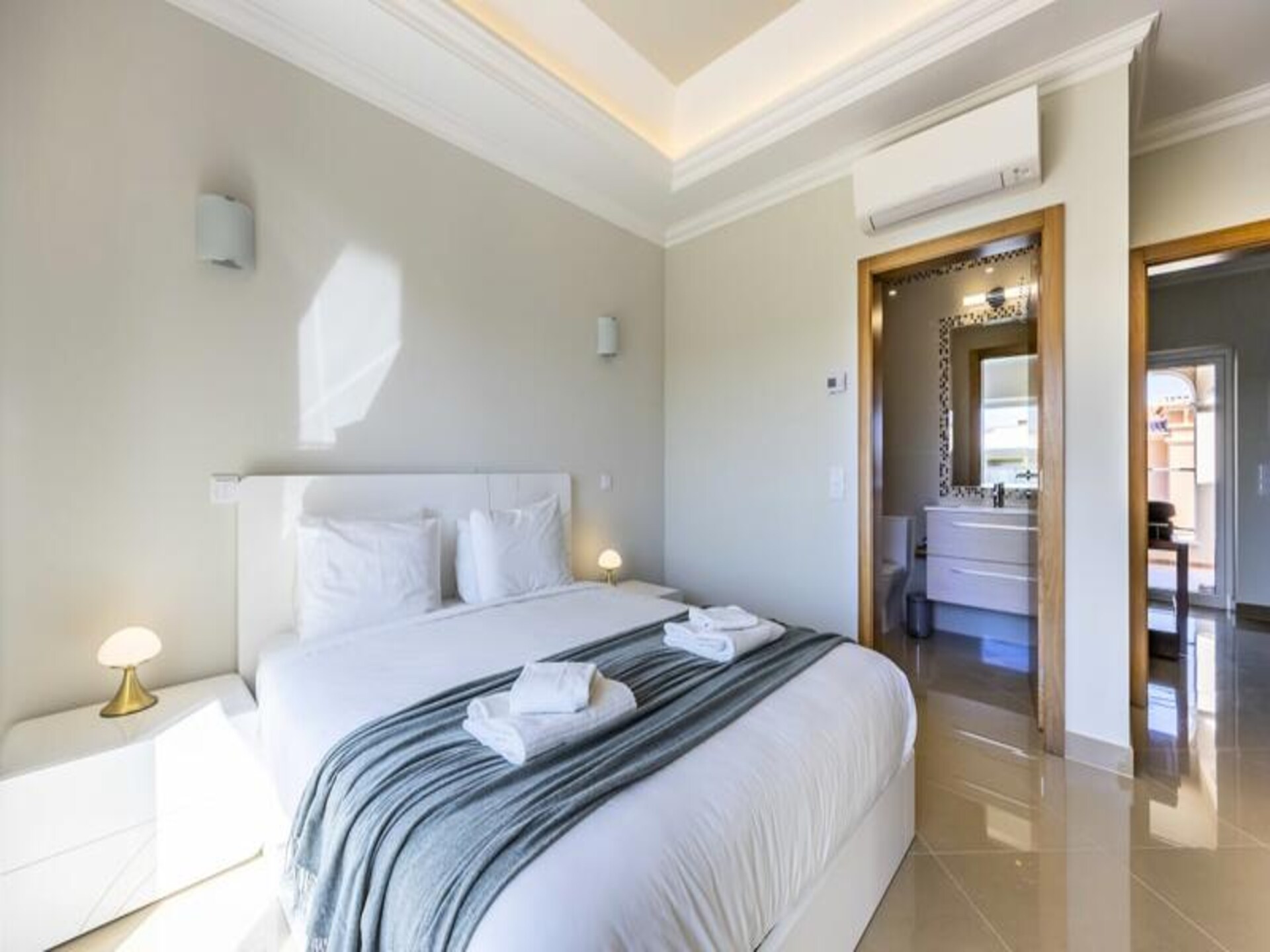 Luxe 4-slaapkamer appartement in Boa Vista Resort, Lagos - foto 11
