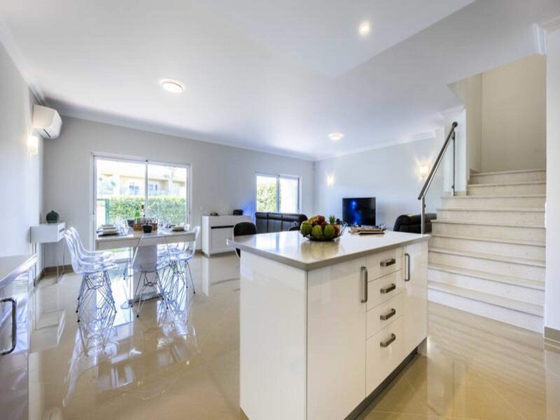 Luxe 4-slaapkamer appartement in Boa Vista Resort, Lagos - foto 17