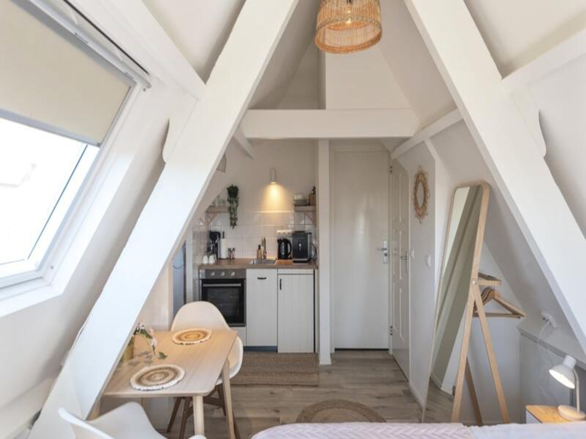 Romantische zolderstudio op 5 minuten van het strand van Zandvoort - foto 3