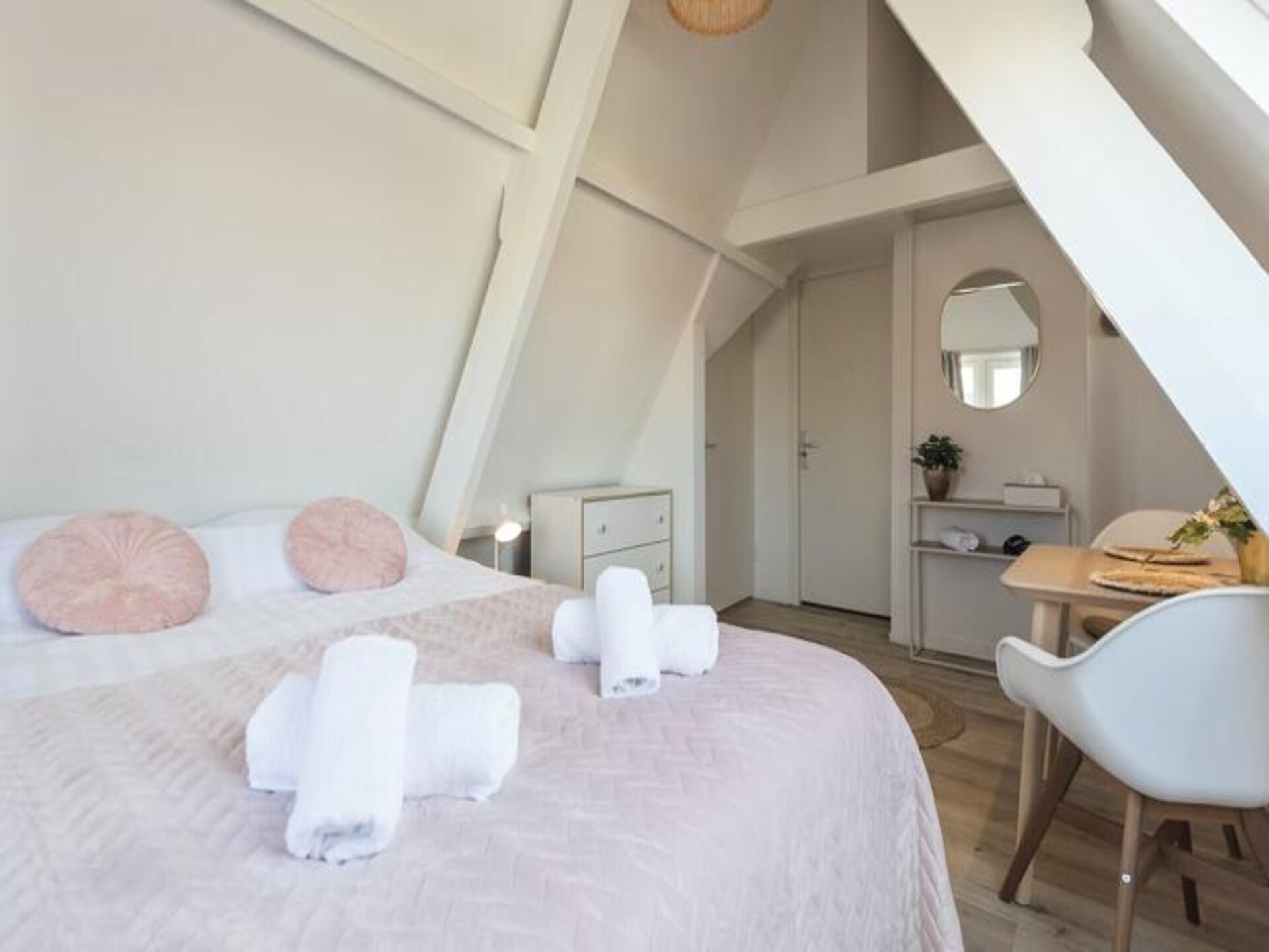 Romantische zolderstudio op 5 minuten van strand Zandvoort - foto 7