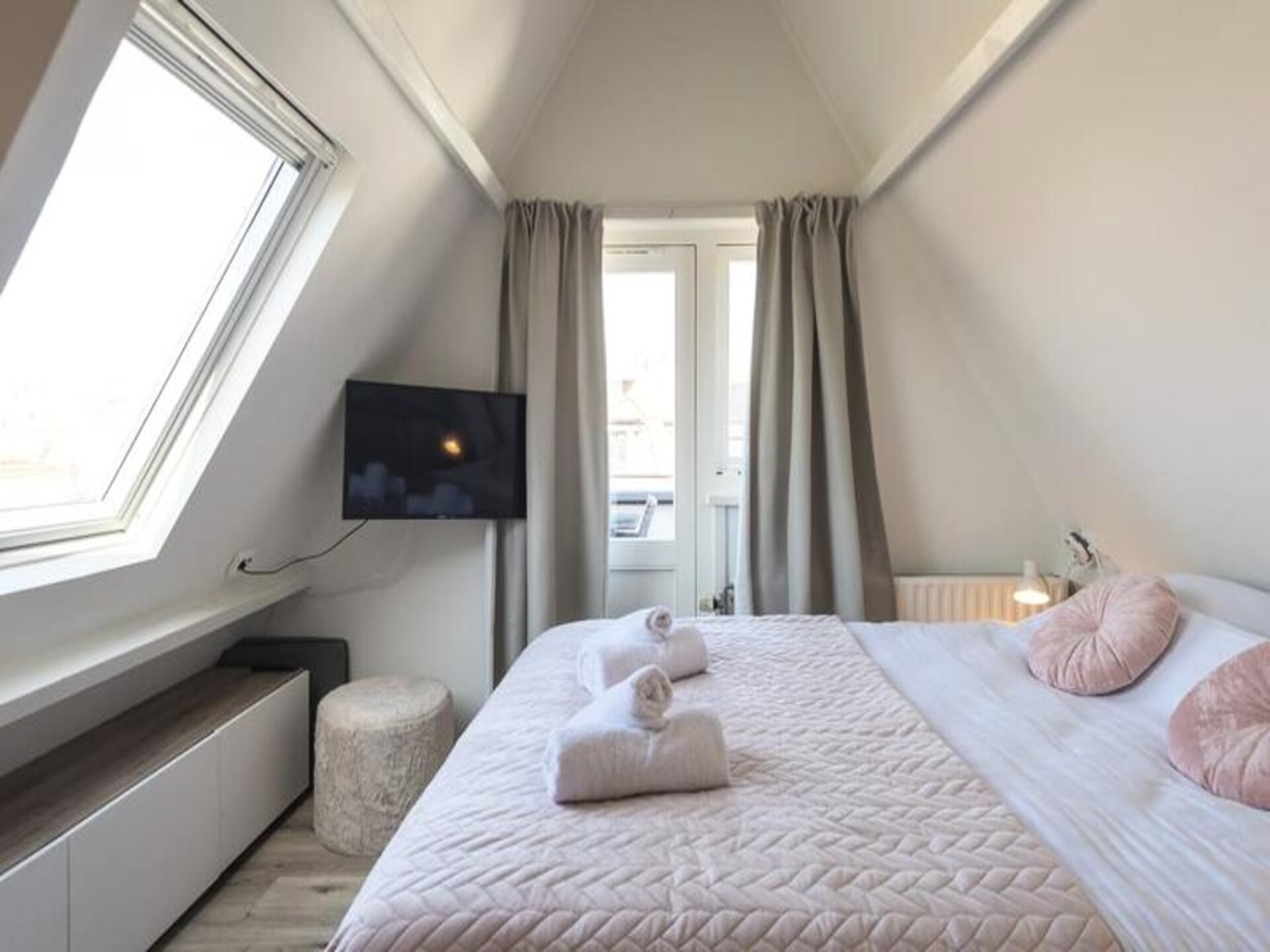 Romantische zolderstudio op 5 minuten van strand Zandvoort - foto 15