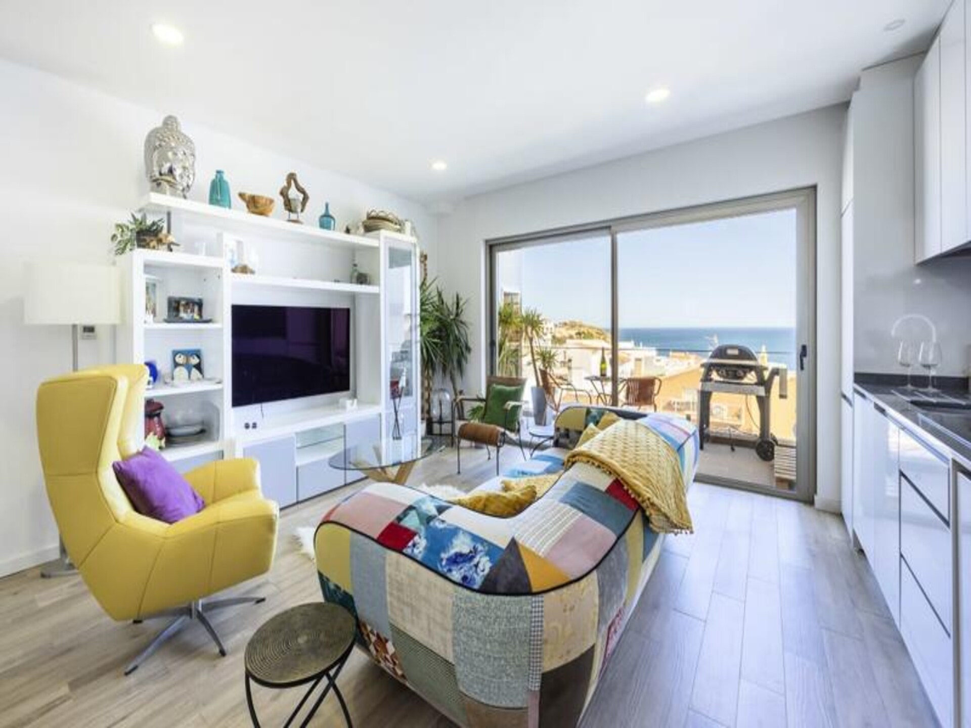Modern appartement met zeezicht, jacuzzi en dakterras in Burgau, Algarve - foto 1