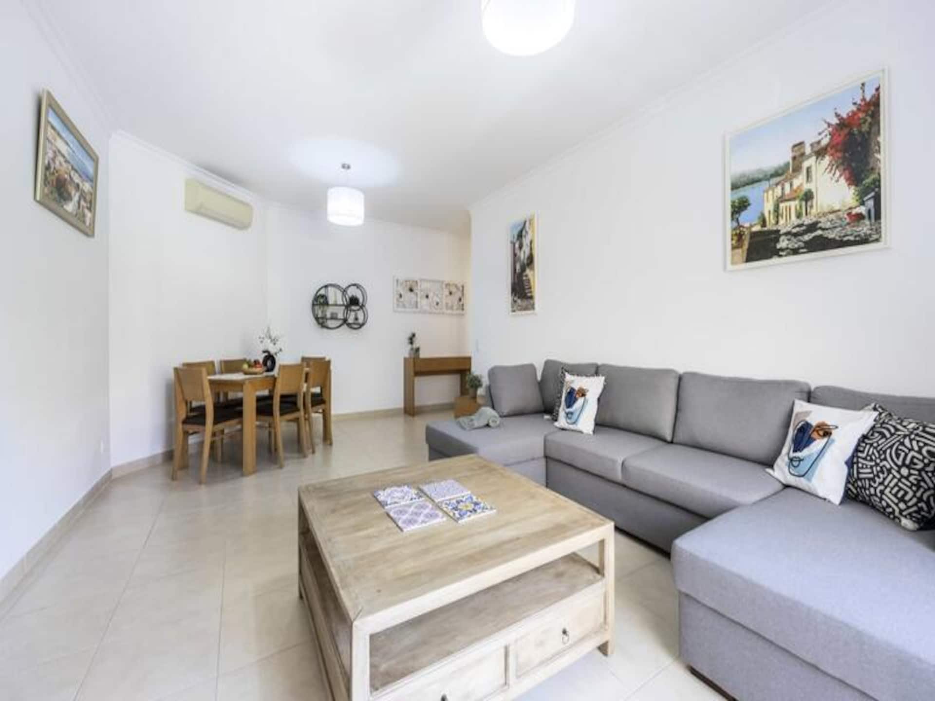 Licht appartement in Lagos met zwembad, fitness & privébalkons op zuiden - foto 16