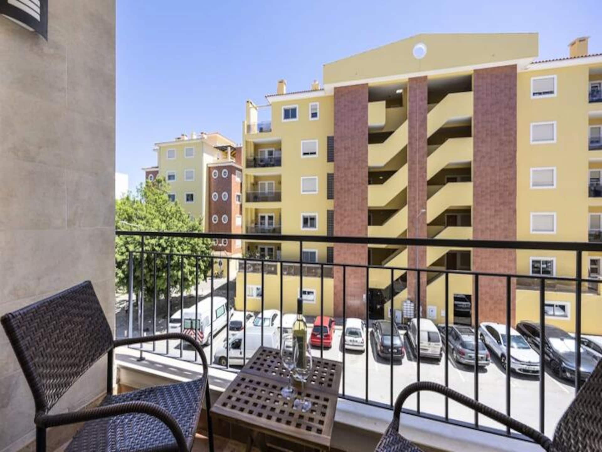 Licht appartement in Lagos met zwembad, fitness & privébalkons op zuiden - foto 21