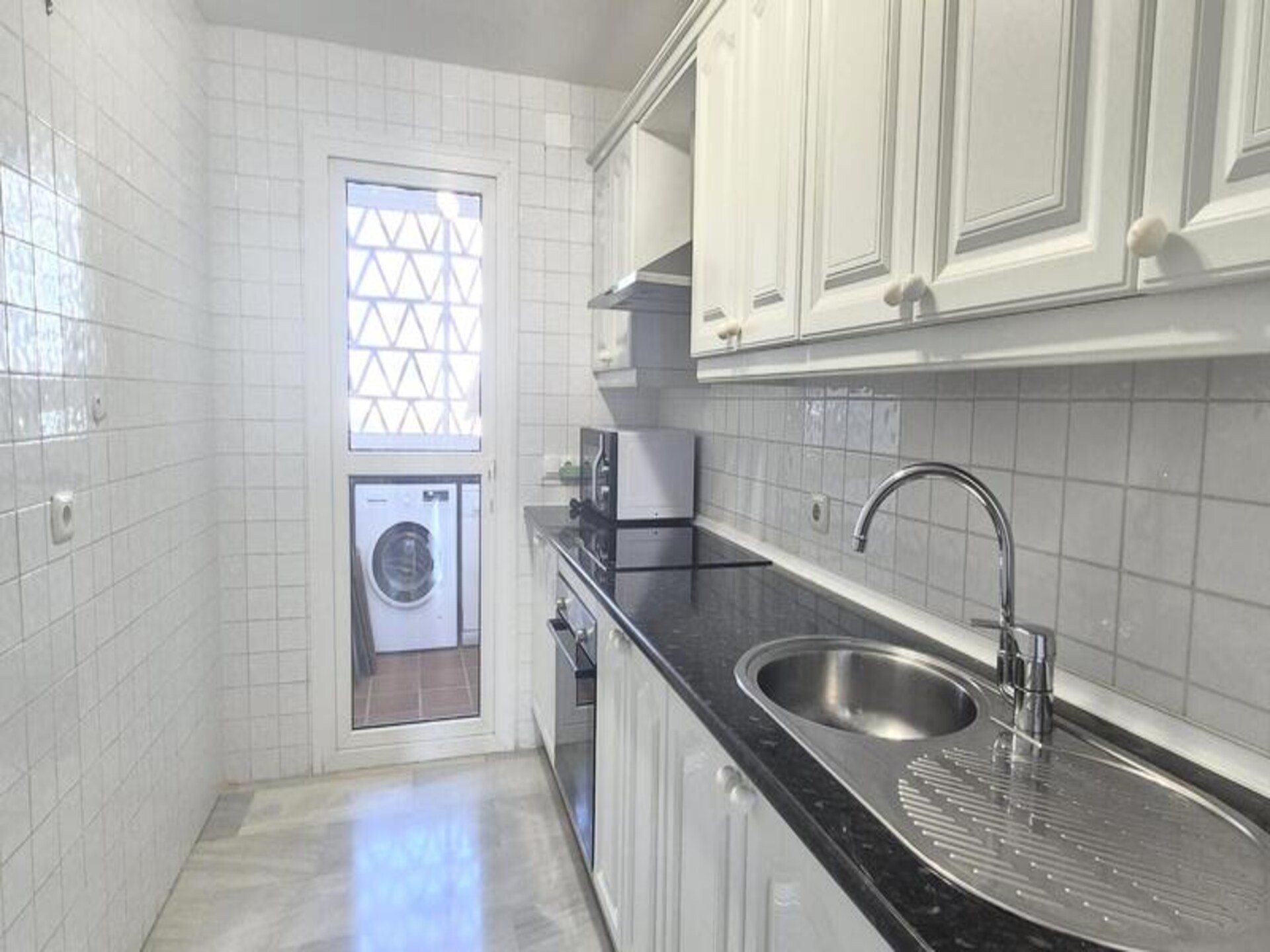 Elegant strandappartement in Mi Capricho, Mijas Costa | 2 slaapkamers, zeezicht - foto 12