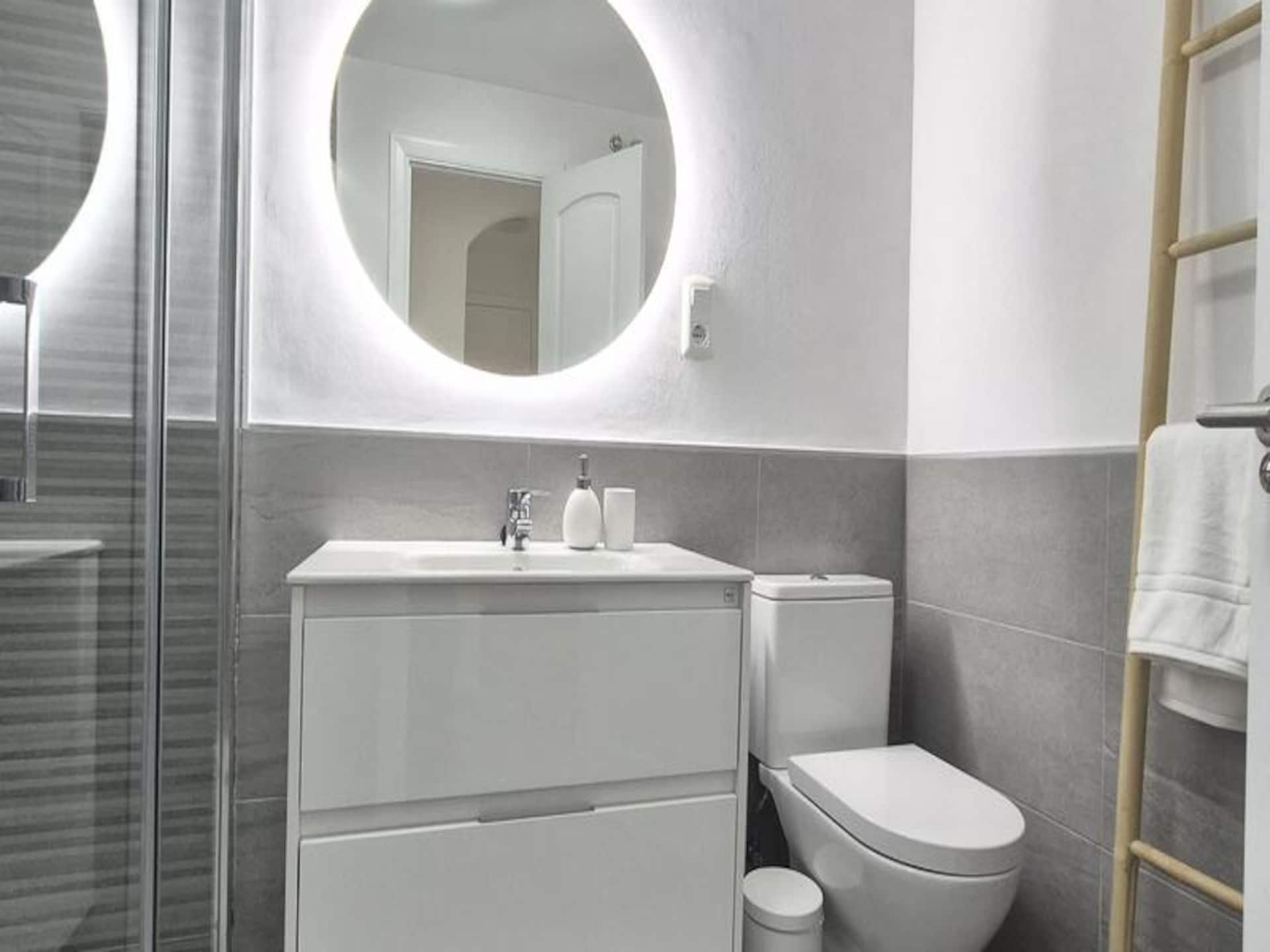 Elegant strandappartement in Mi Capricho, Mijas Costa | 2 slaapkamers, zeezicht - foto 21