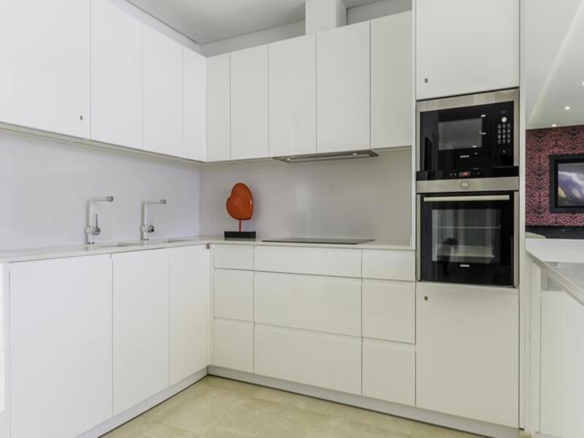 Luxe appartement bij Marbella met zeezicht, tuin en 3 slaapkamers - foto 8
