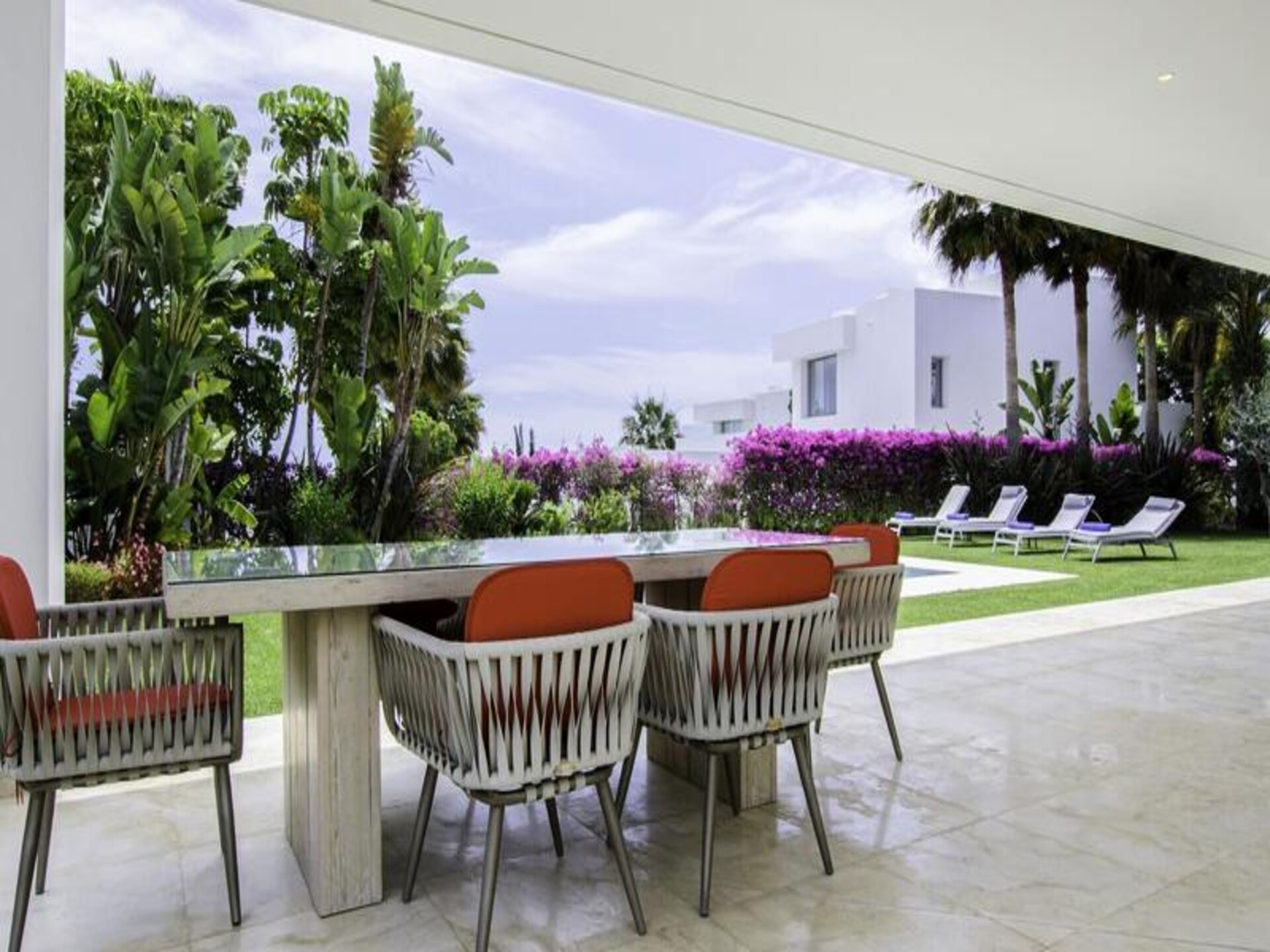 Luxe appartement bij Marbella met zeezicht, tuin en 3 slaapkamers - foto 18