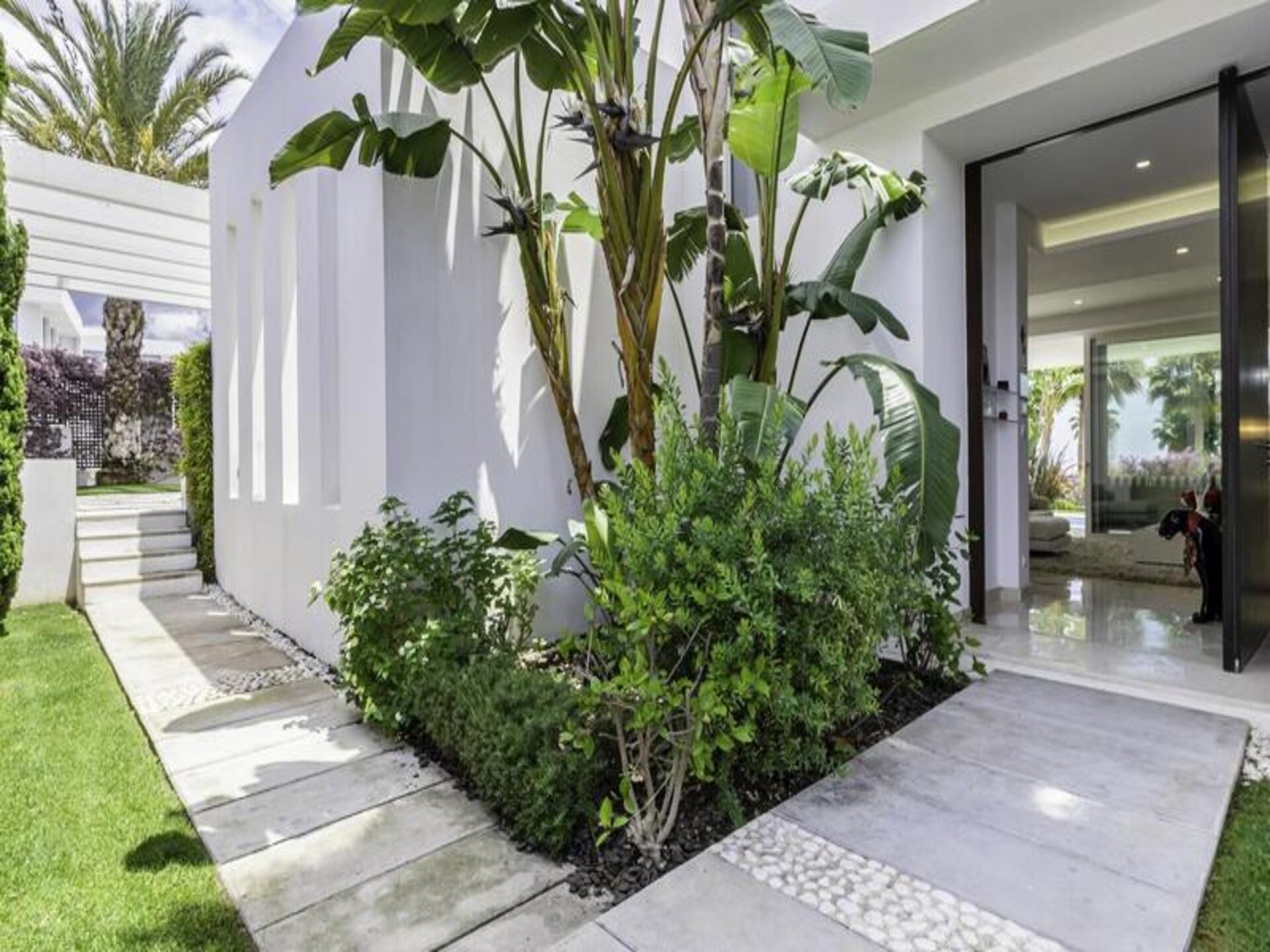Luxe appartement bij Marbella met zeezicht, tuin en 3 slaapkamers - foto 27