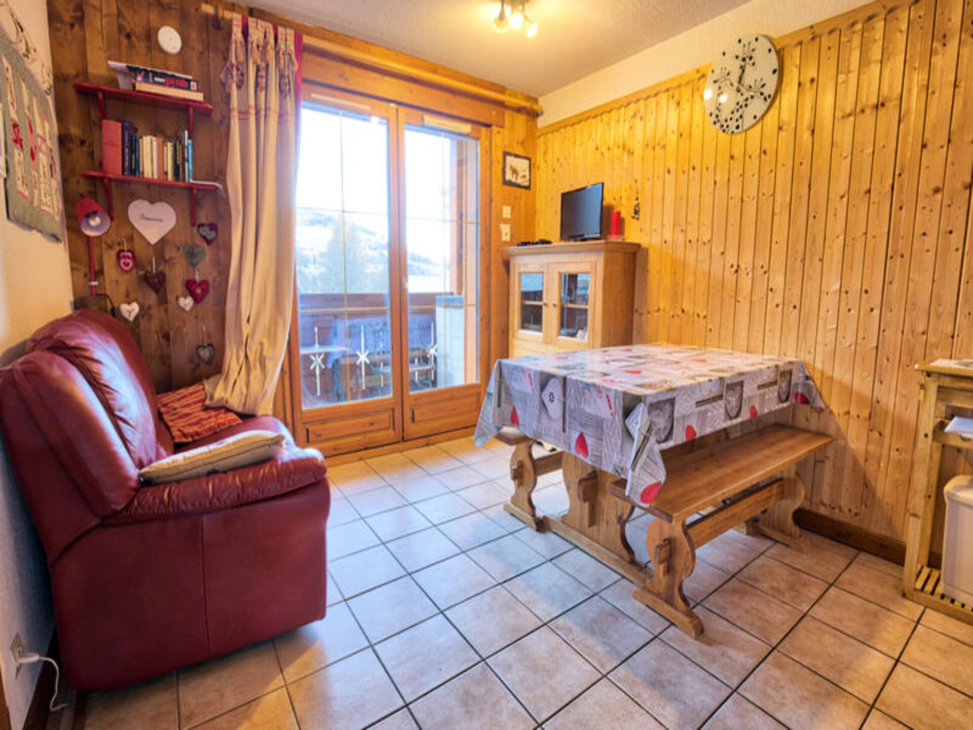 Appartement Les Oursons: direct aan de piste in Notre Dame de Bellecombe - foto 13