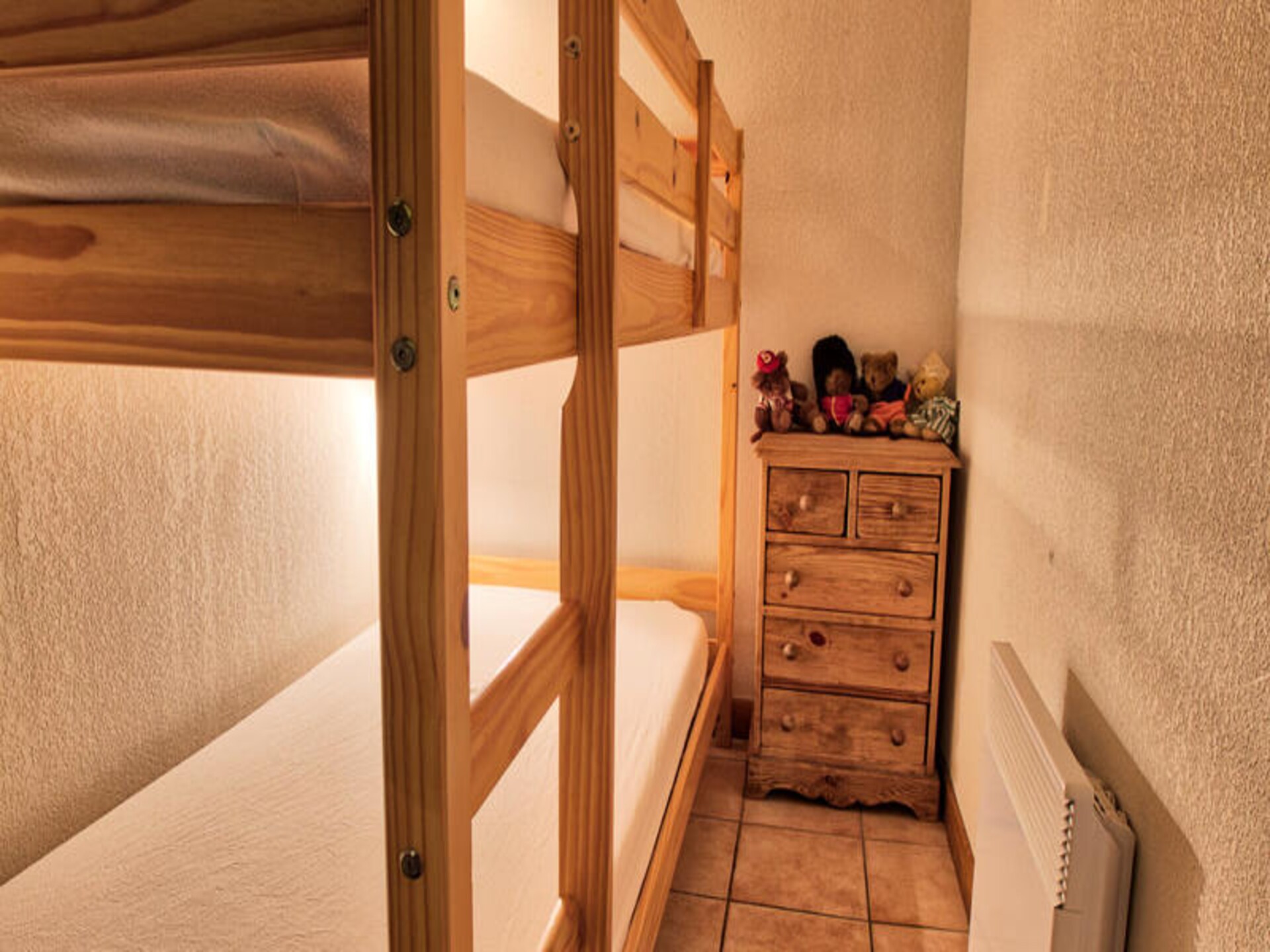 Appartement Les Oursons: direct aan de piste in Notre Dame de Bellecombe - foto 16