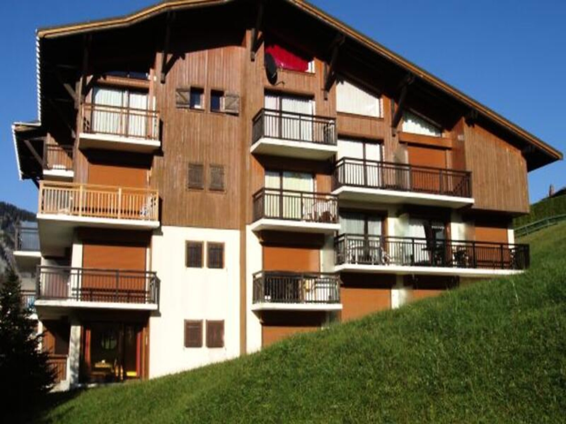 Knus appartement met terras op zuidwesten, vlakbij de pistes in Notre Dame de Bellecombe - foto 9