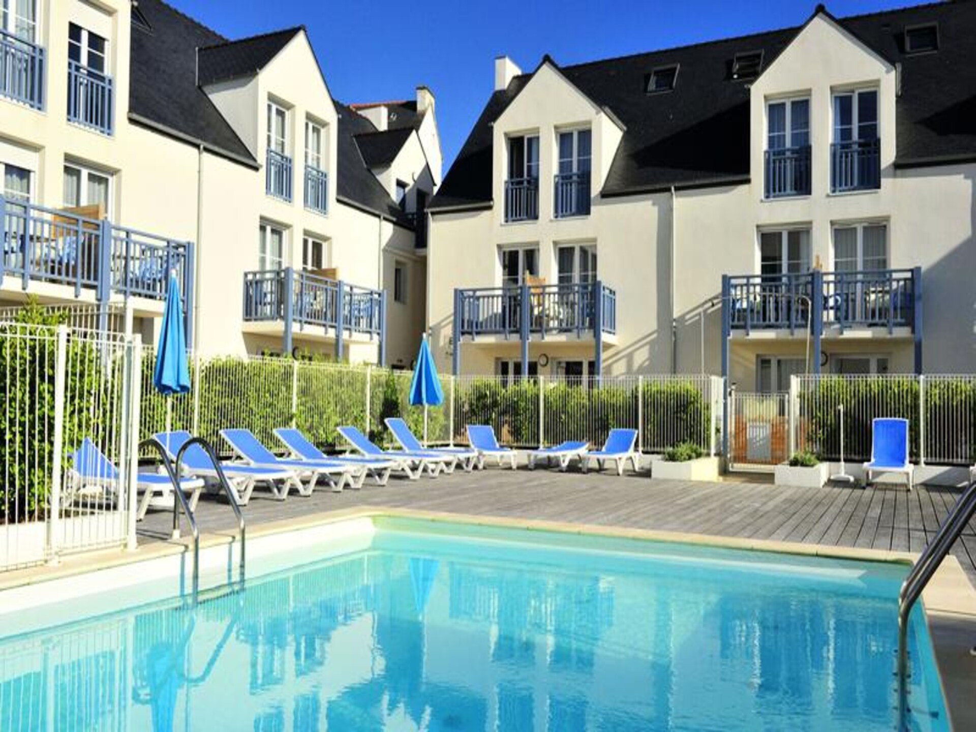 Luxe appartement op 100m van strand Trescadec met zwembad, sauna & zeezicht - foto 2